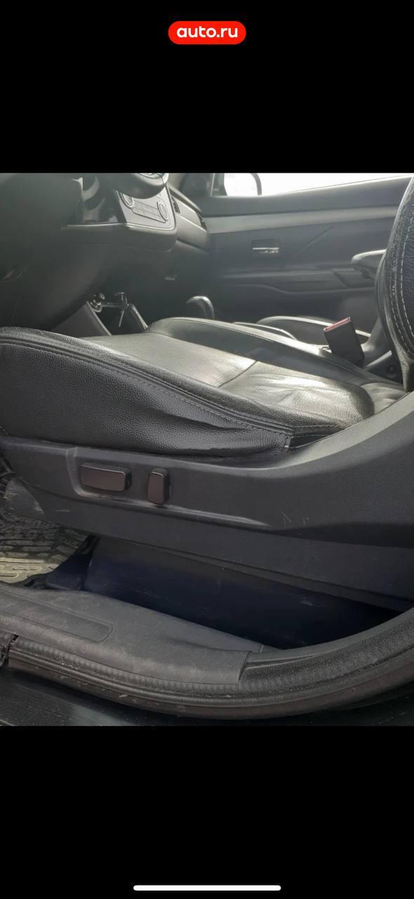 Mitsubishi Outlander 3 поколение 2013 — Все фото