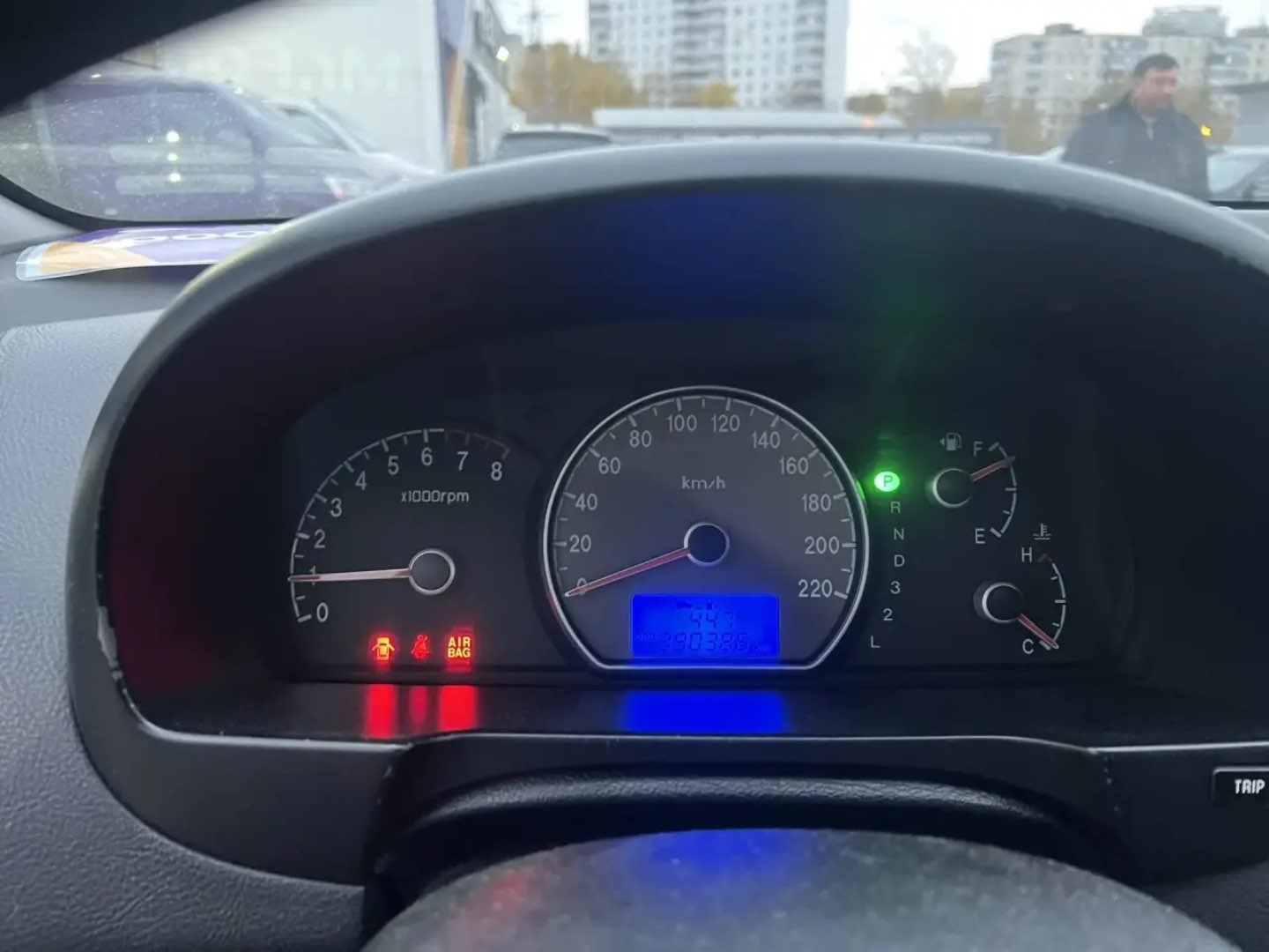 Hyundai Elantra, 2006 — Салон