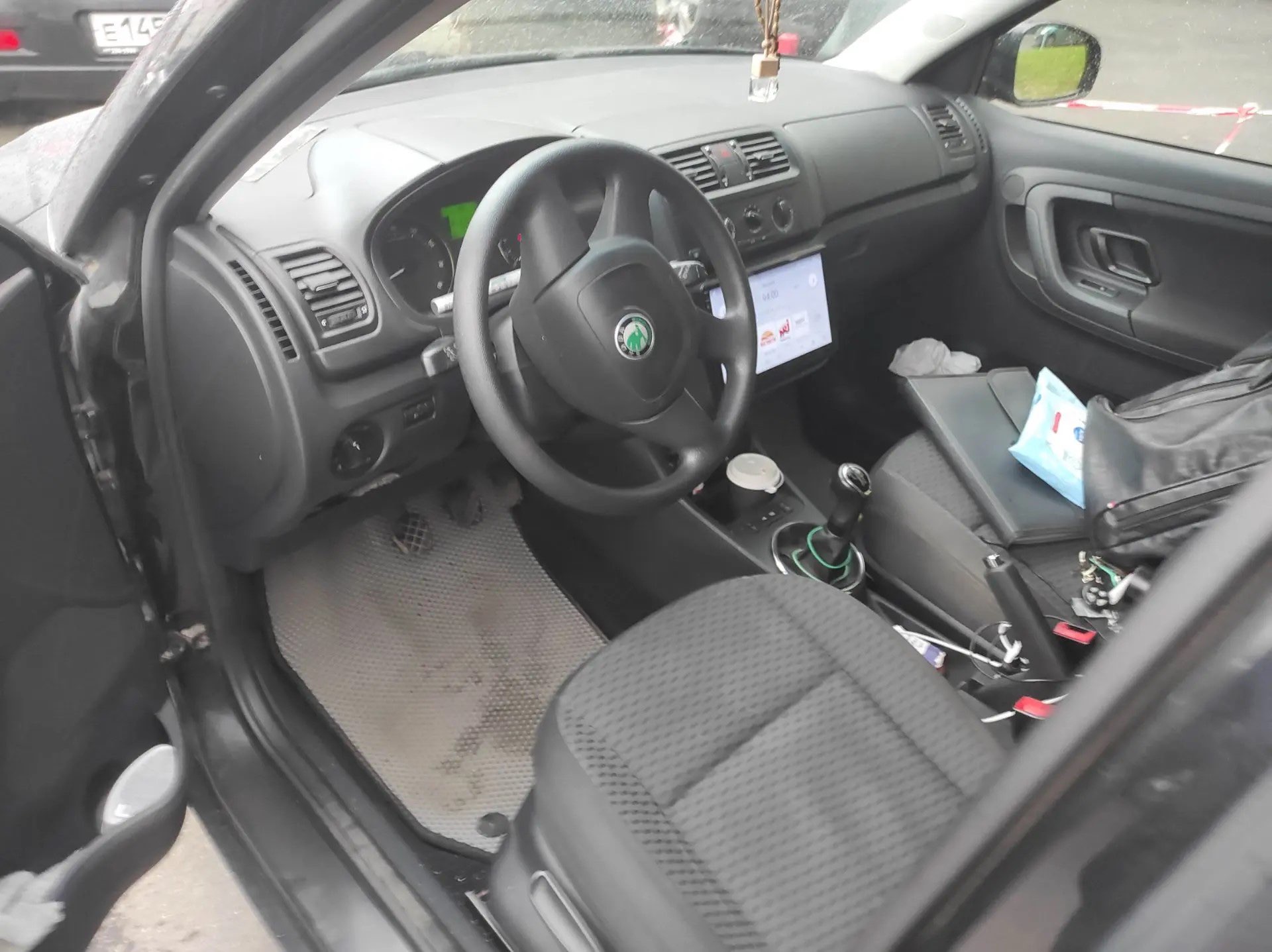 Skoda Fabia, 2010 — Салон