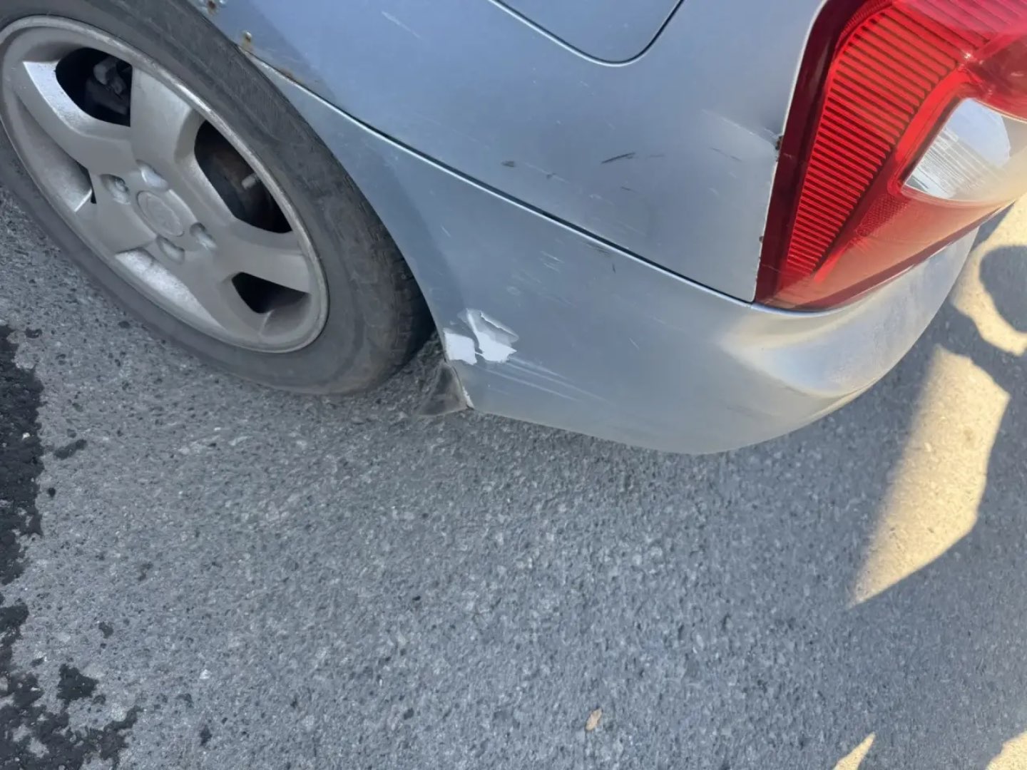 Kia Cerato, 2006 — Снаружи