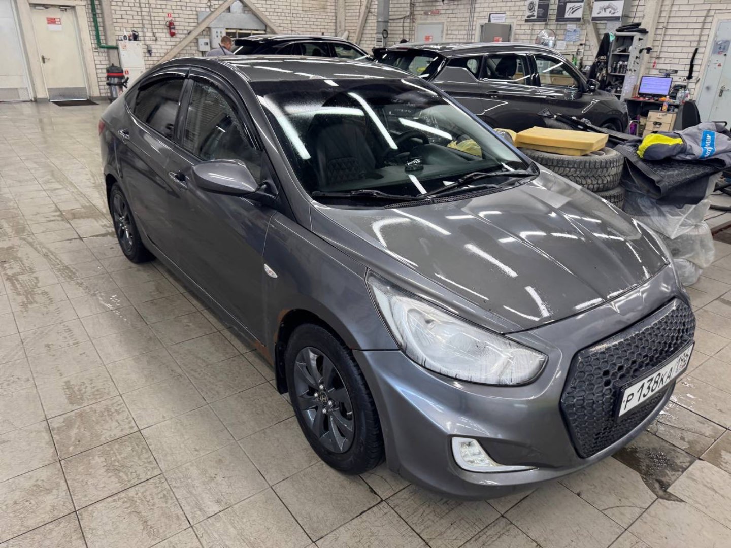 Hyundai Solaris, 2011 — Снаружи