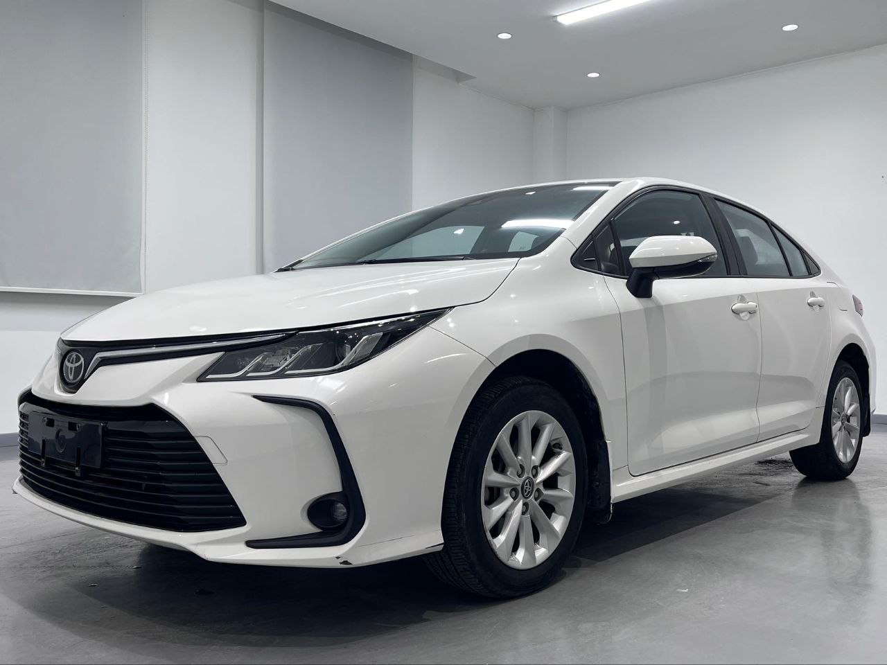 Corolla  Elite Plus Edition , 2021 — обложка