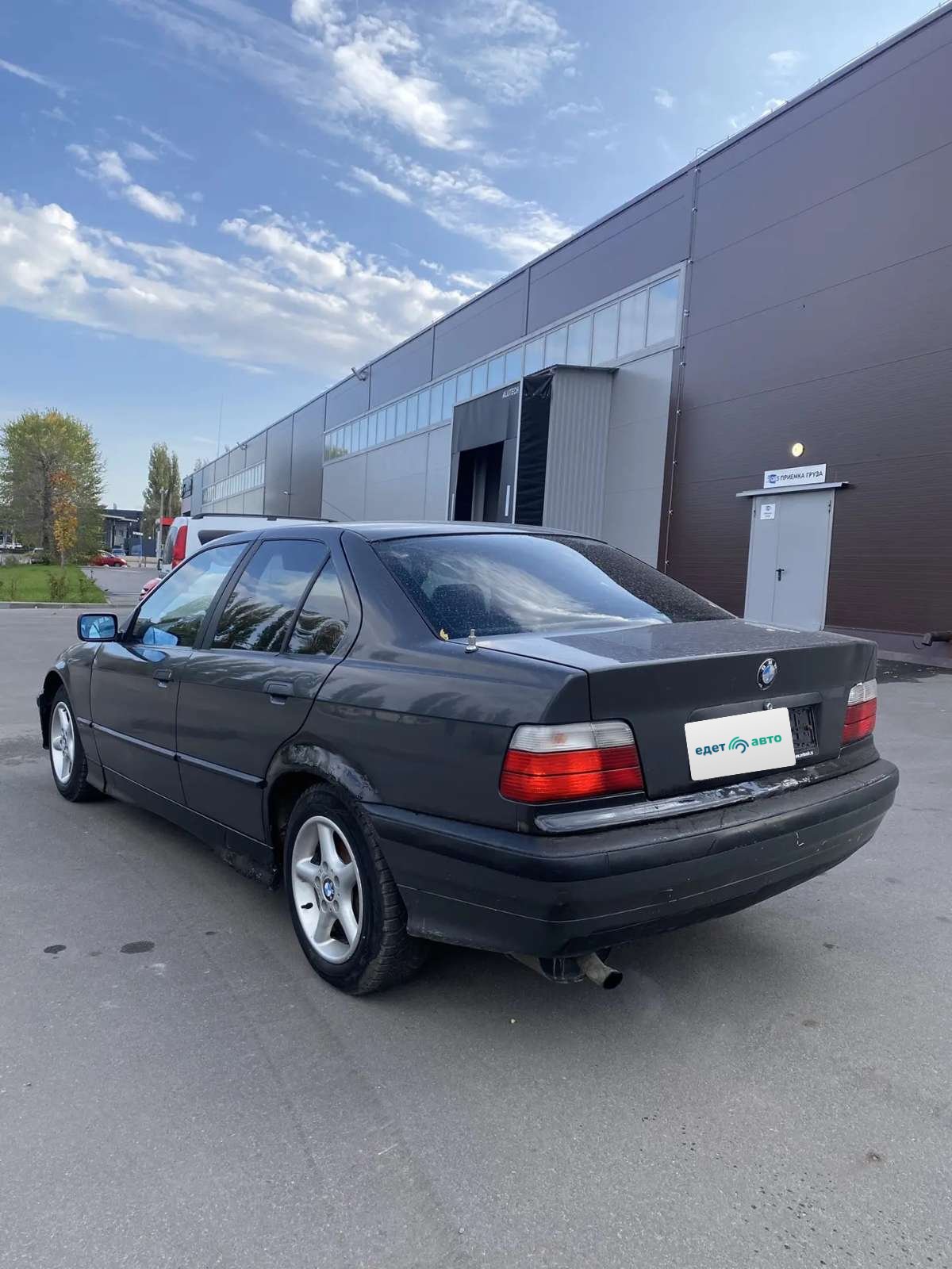 BMW 316I, 1992 — Снаружи