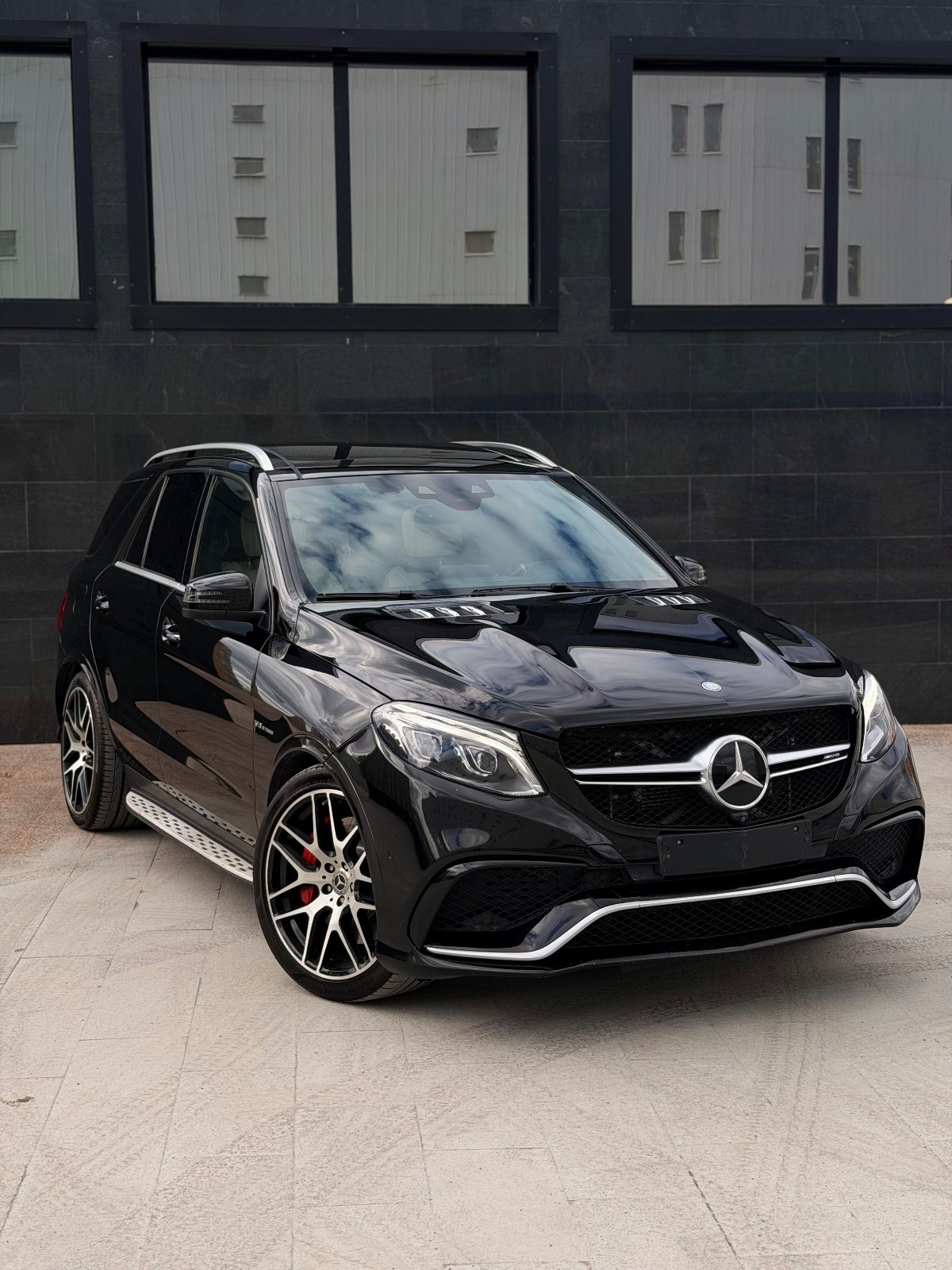 Mercedes-Benz GLE, 2017 — Снаружи