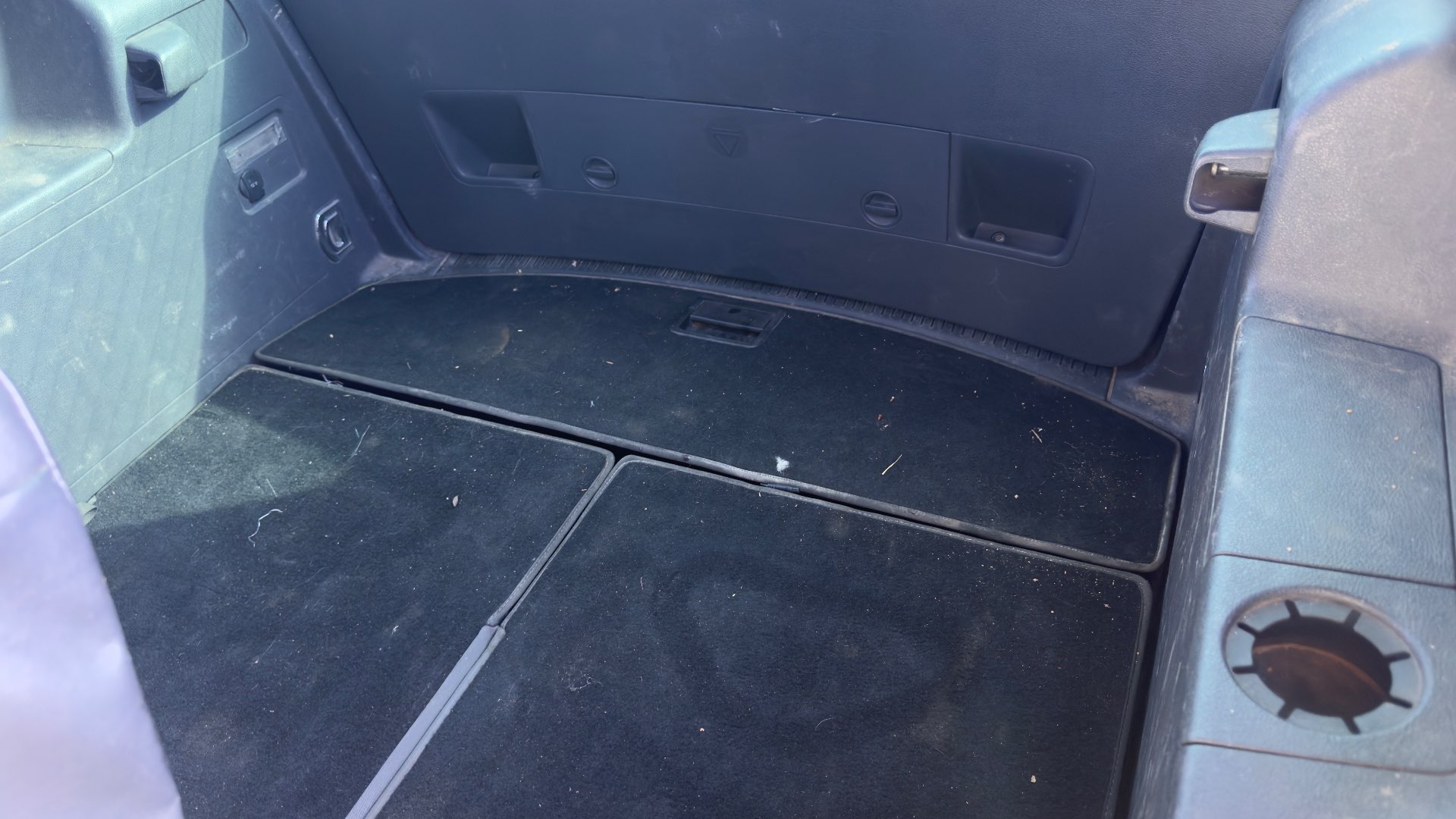 Volkswagen Touran, 2009 — Салон