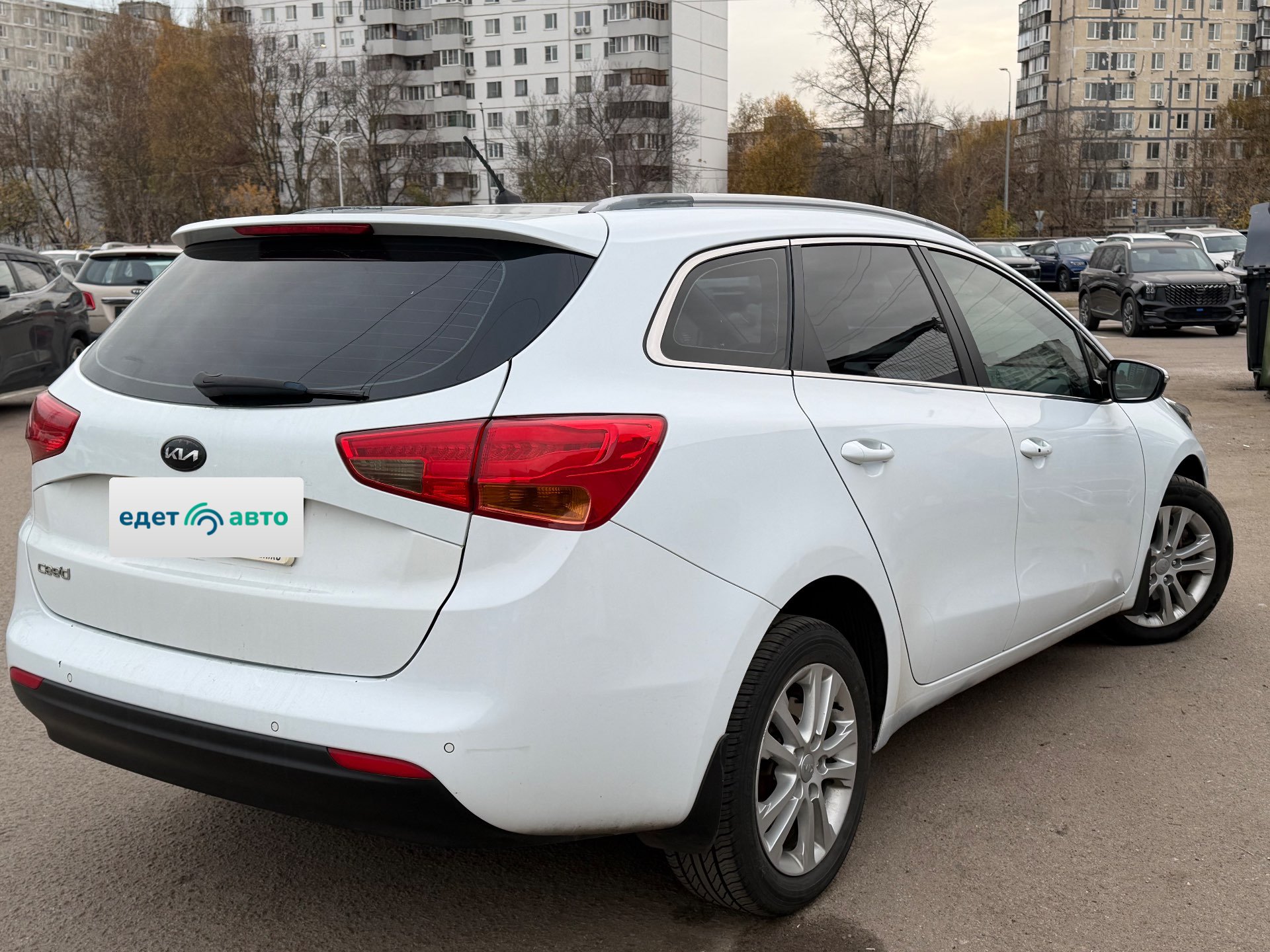 Kia JD (СИД), 2013 — Снаружи