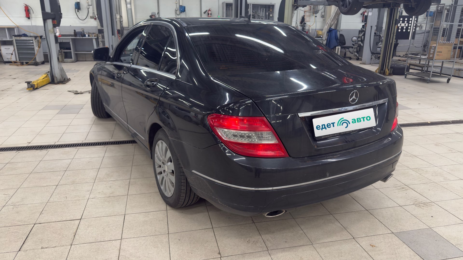 Mercedes-Benz С280 4 МАТIС, 2008 — Снаружи
