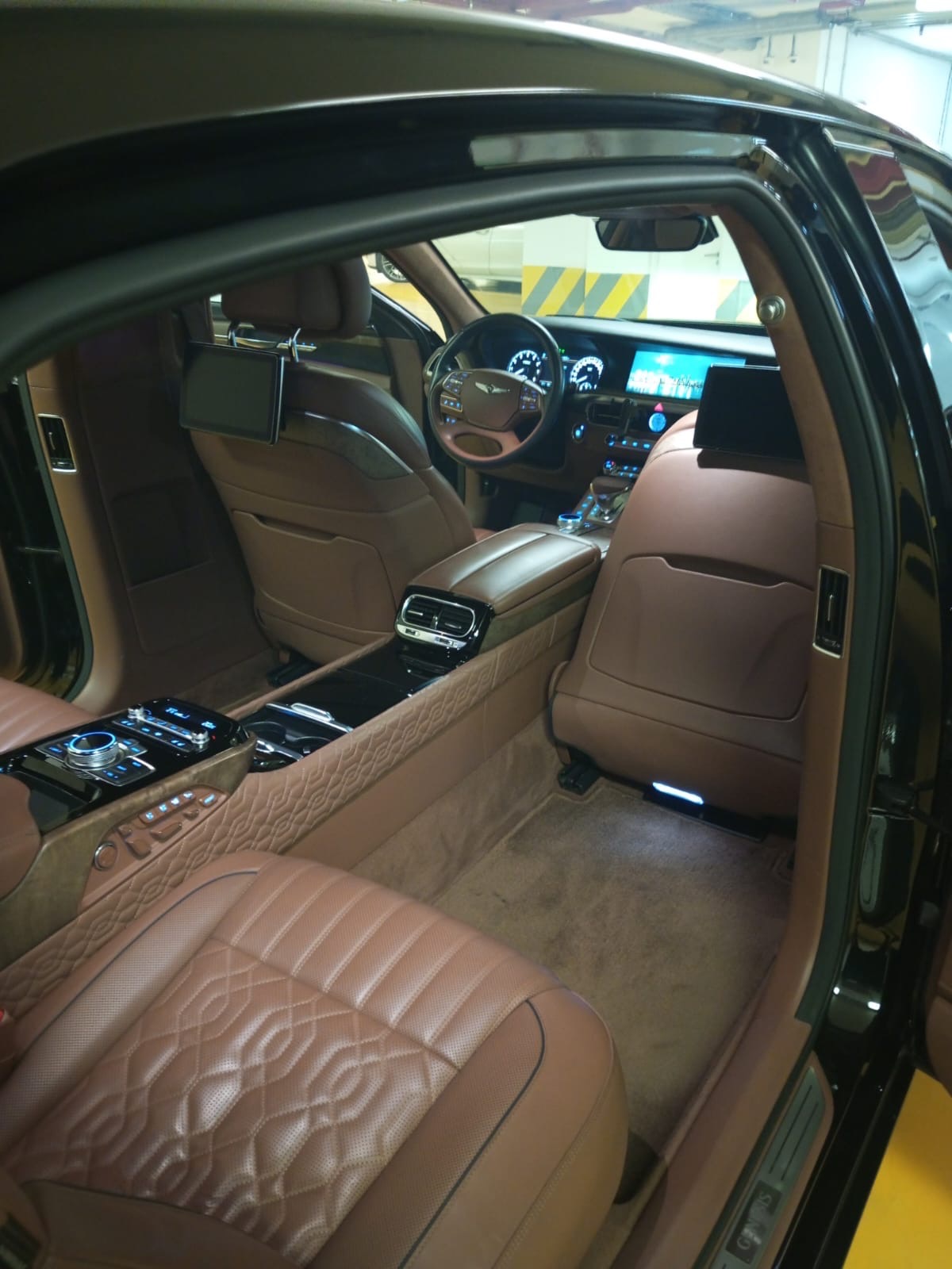 GENESIS G90L , 2021 — Все фото