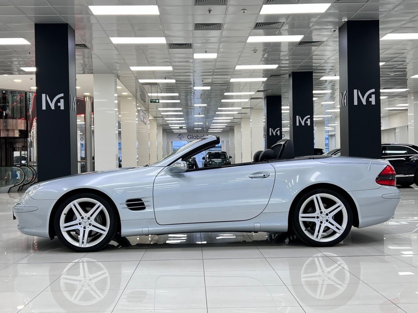 Mercedes-Benz SL350, 2005 — Снаружи