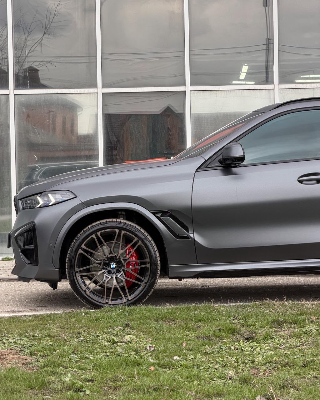 BMW X6, 2024 — Снаружи