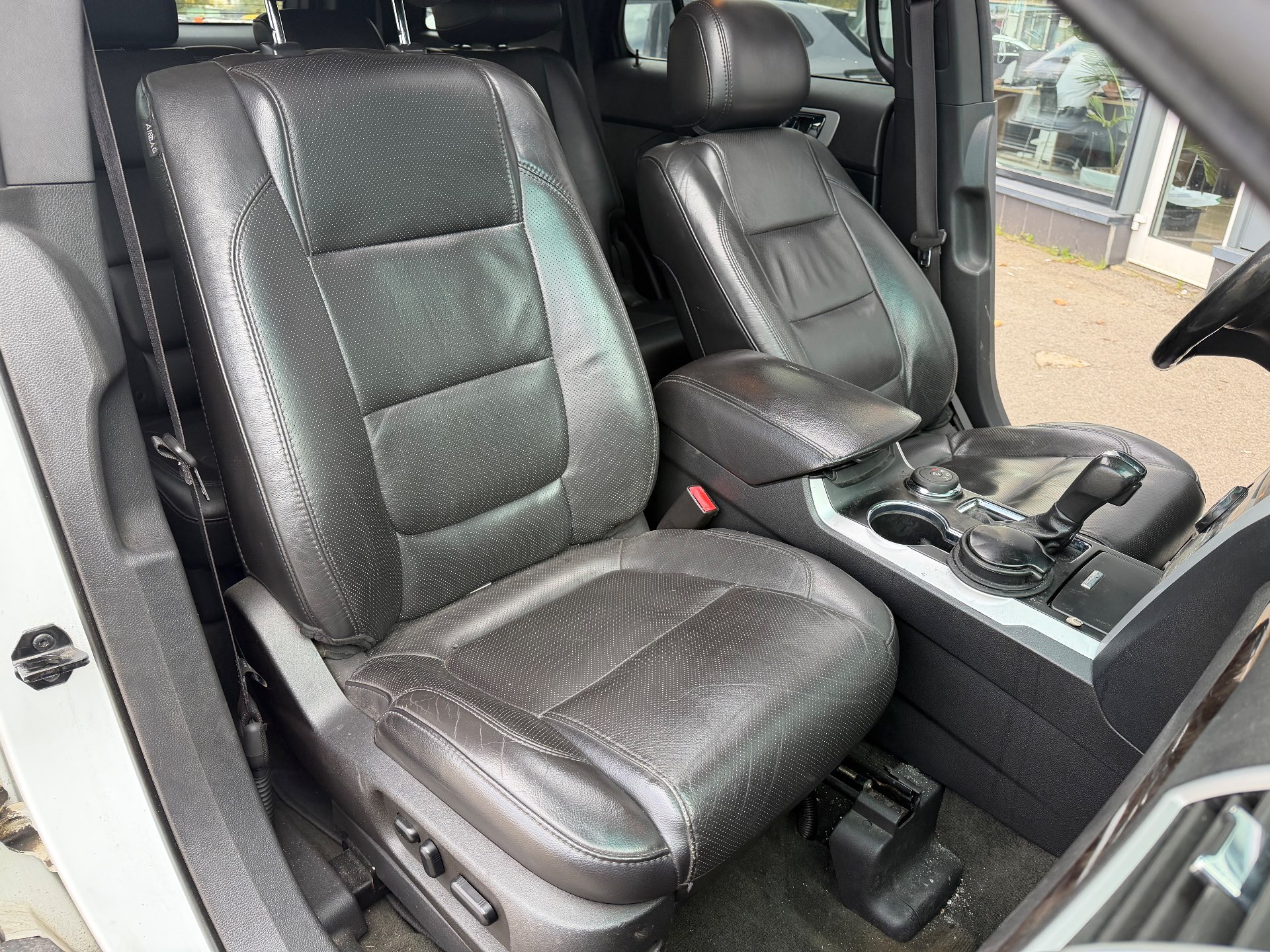 Ford Explorer, 2014 — Салон