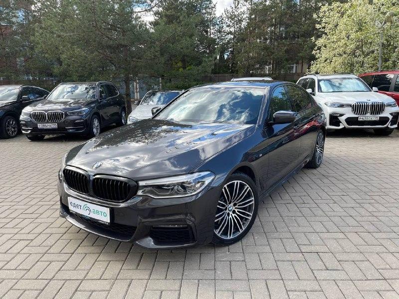BMW 5 серия G30 2019 — обложка
