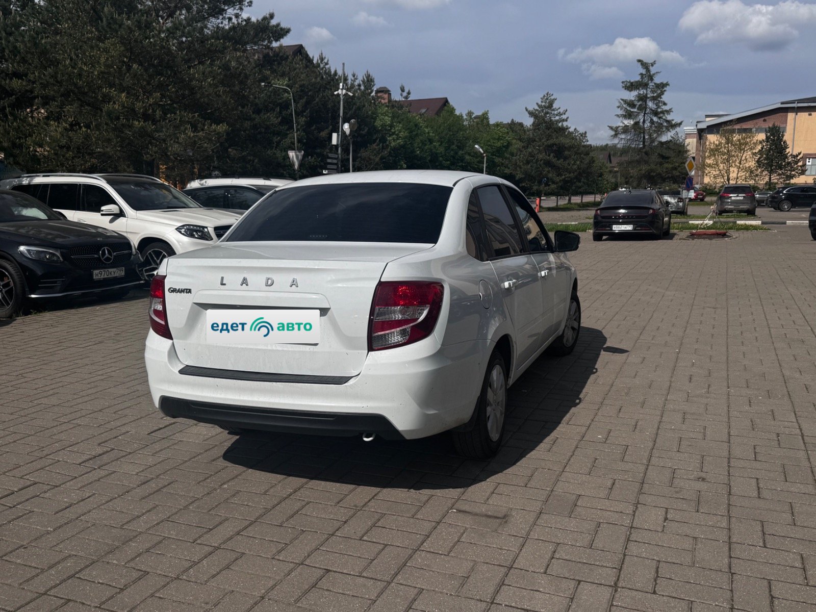 Lada Гранта, 2023 — Все фото