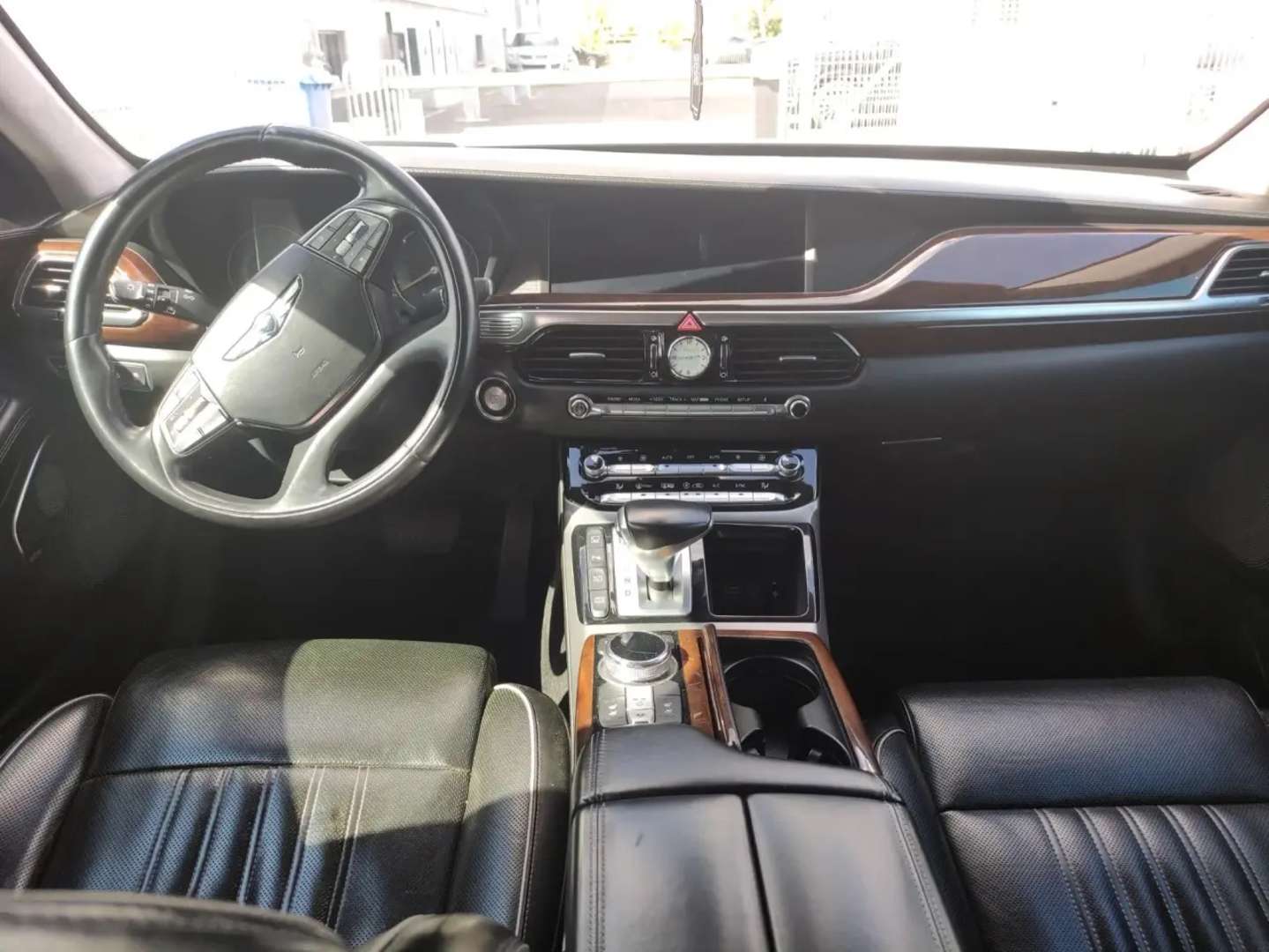 Genesis G90, 2018 — Все фото