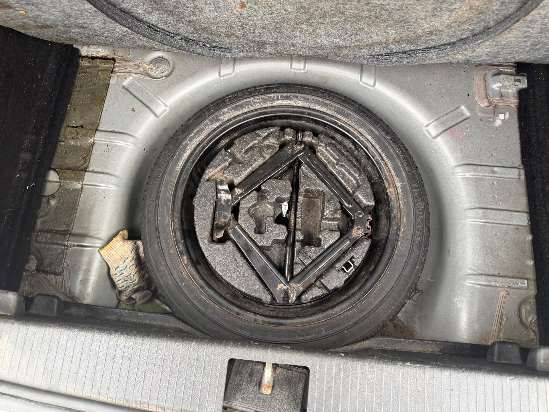 Opel Astra, 2011 — Салон