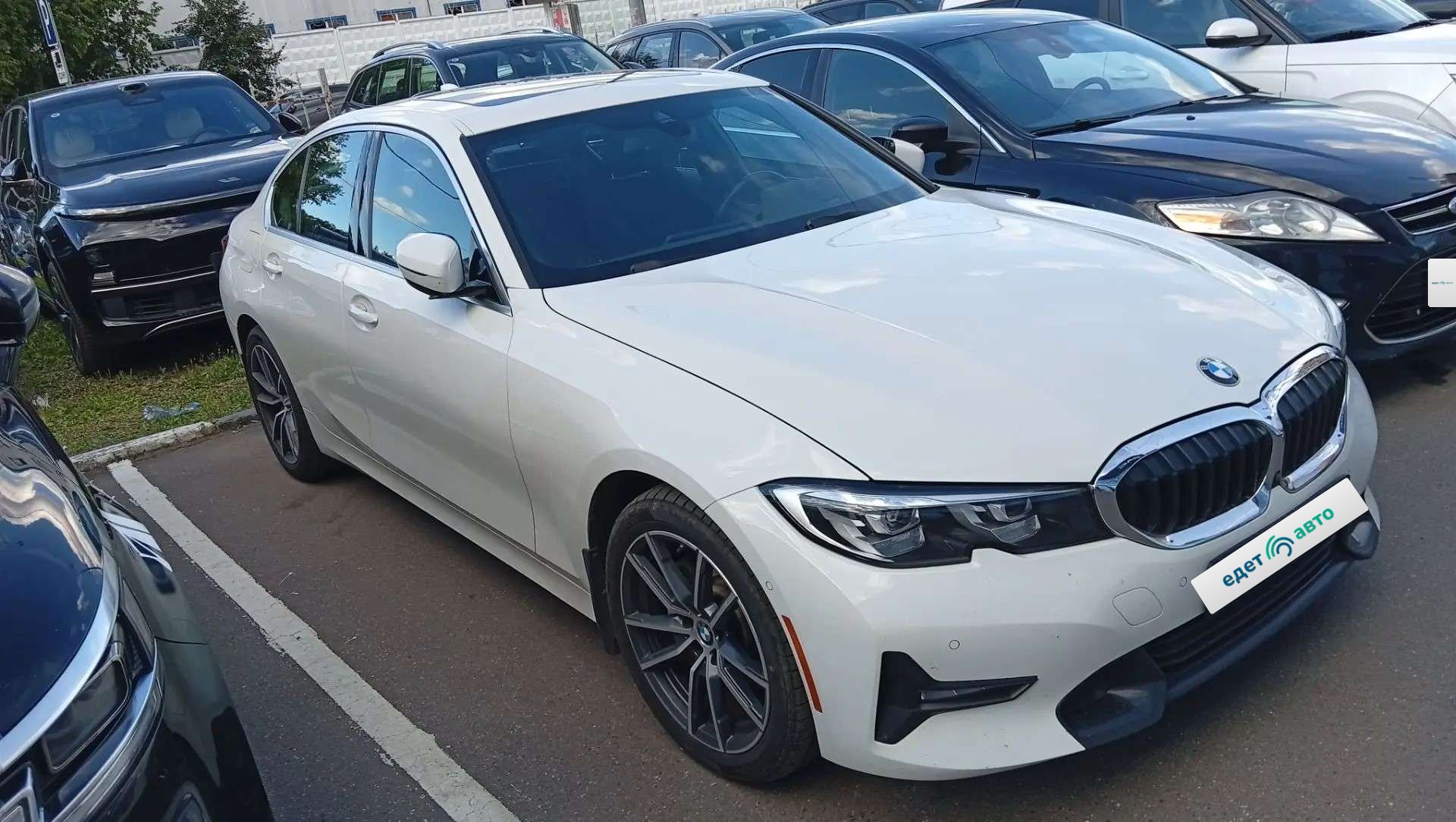 BMW 330I XDRIVE, 2019 — Снаружи
