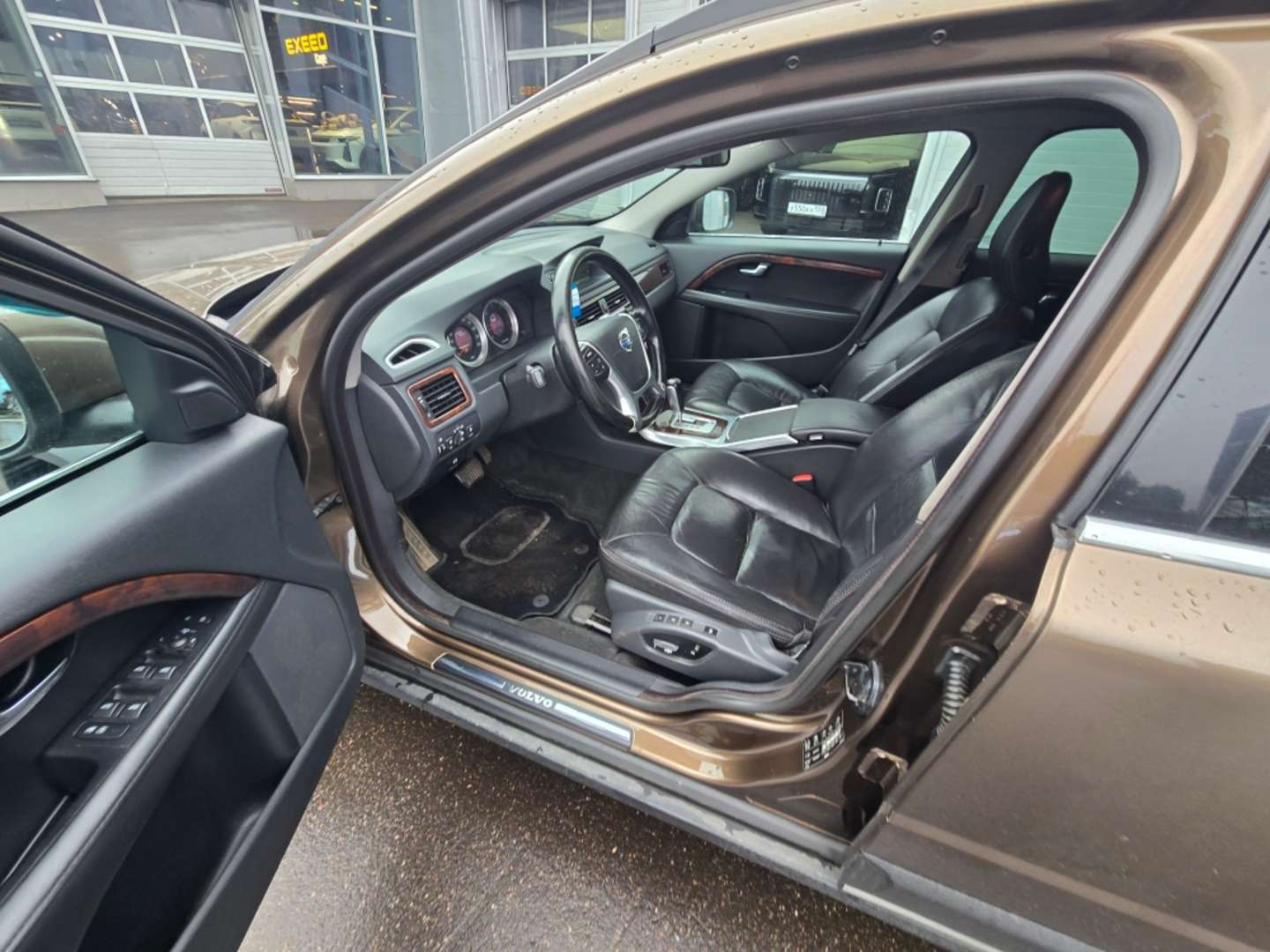 Volvo XC70, 2011 — Салон