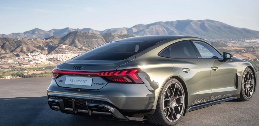 Это самая мощная Audi в истории Это самая мощная Audi в истории