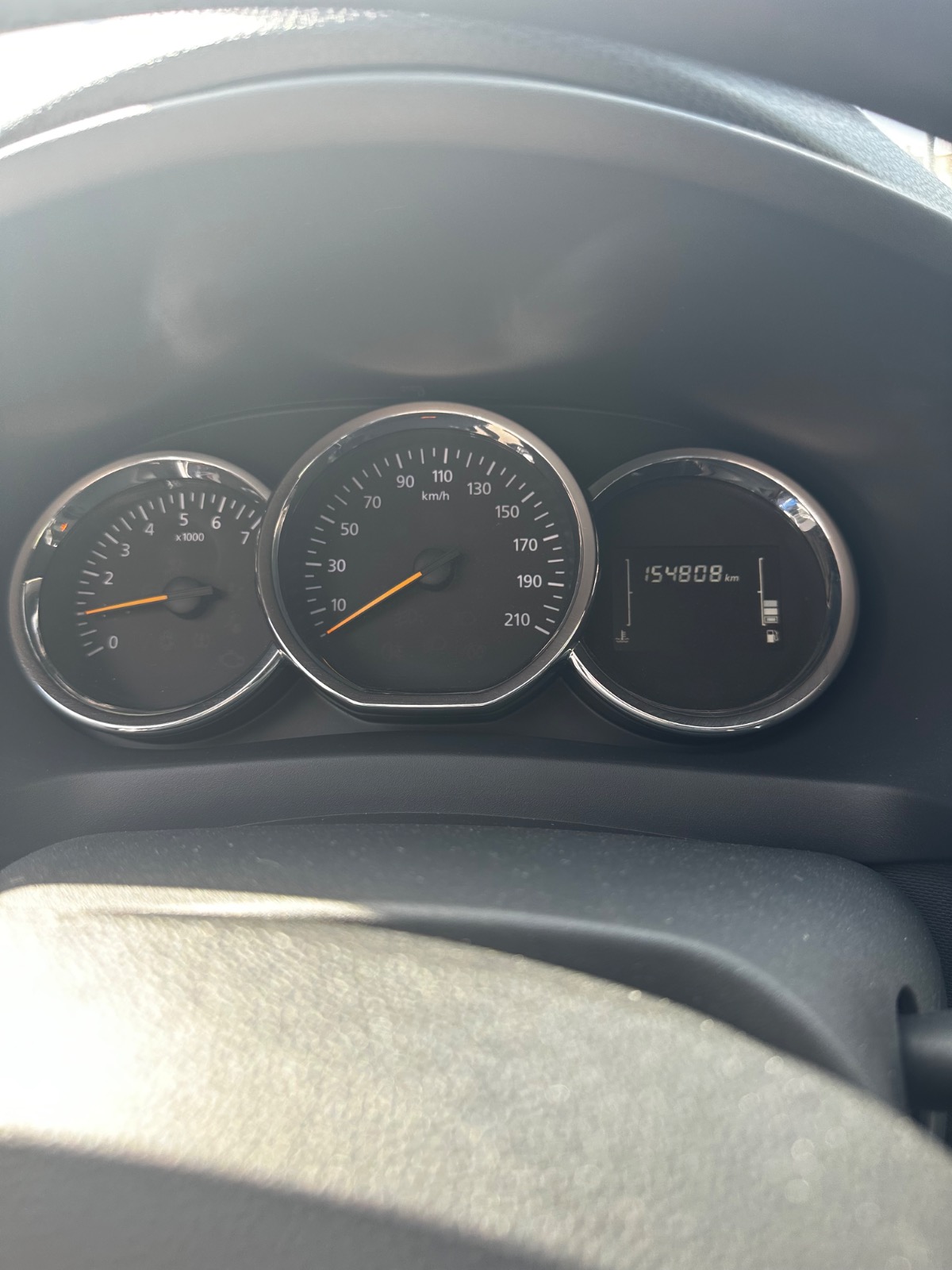 RENAULT LOGAN 1, 2022 — Все фото