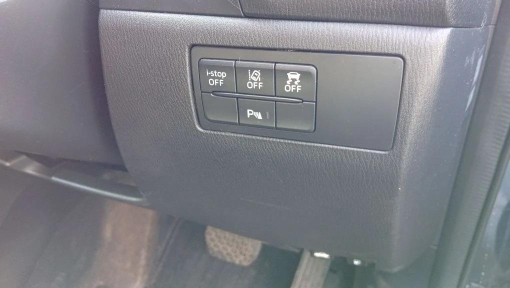 Mazda Axela, 2017 — обложка