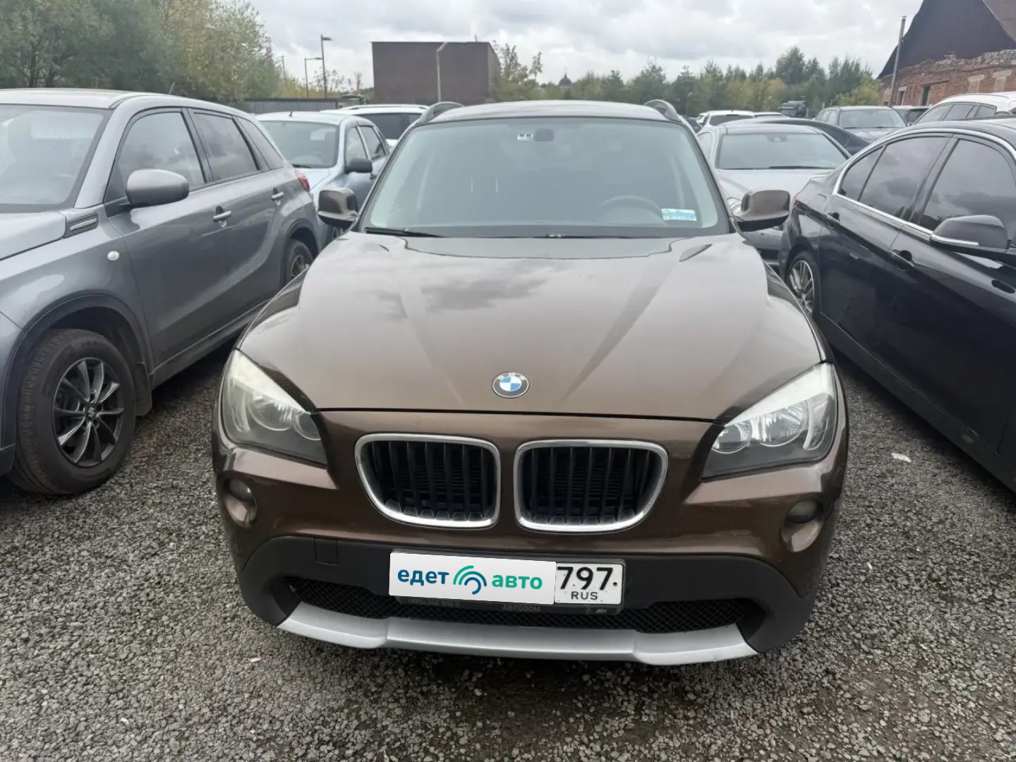 BMW X1, 2011 — Снаружи