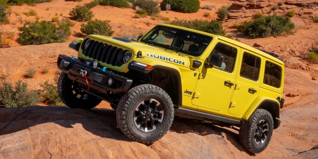 Jeep Wrangler V-6 2025 года снова доступен с АКПП Jeep Wrangler V-6 2025 года снова доступен с АКПП