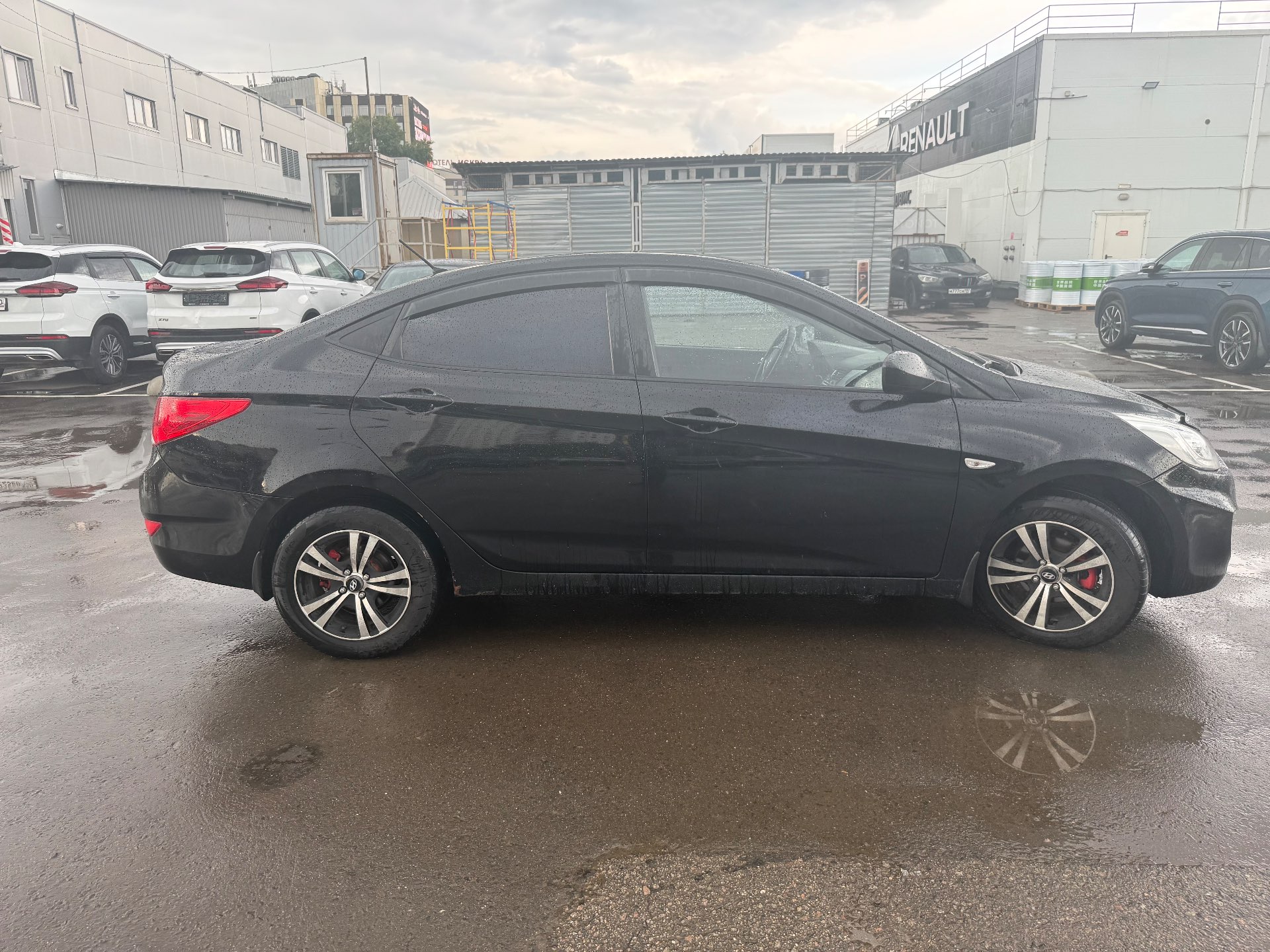Hyundai Solaris, 2013 — Снаружи