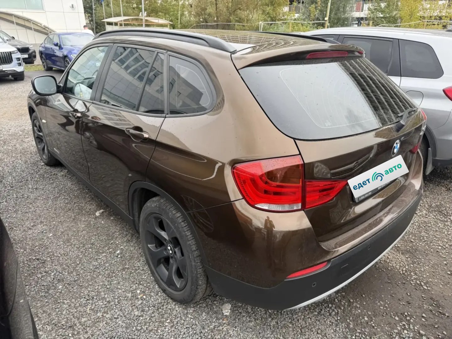 BMW X1, 2011 — Снаружи