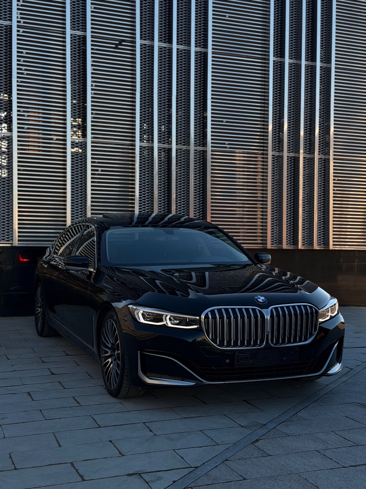 BMW 730LD XDRIVE, 2020 — Снаружи