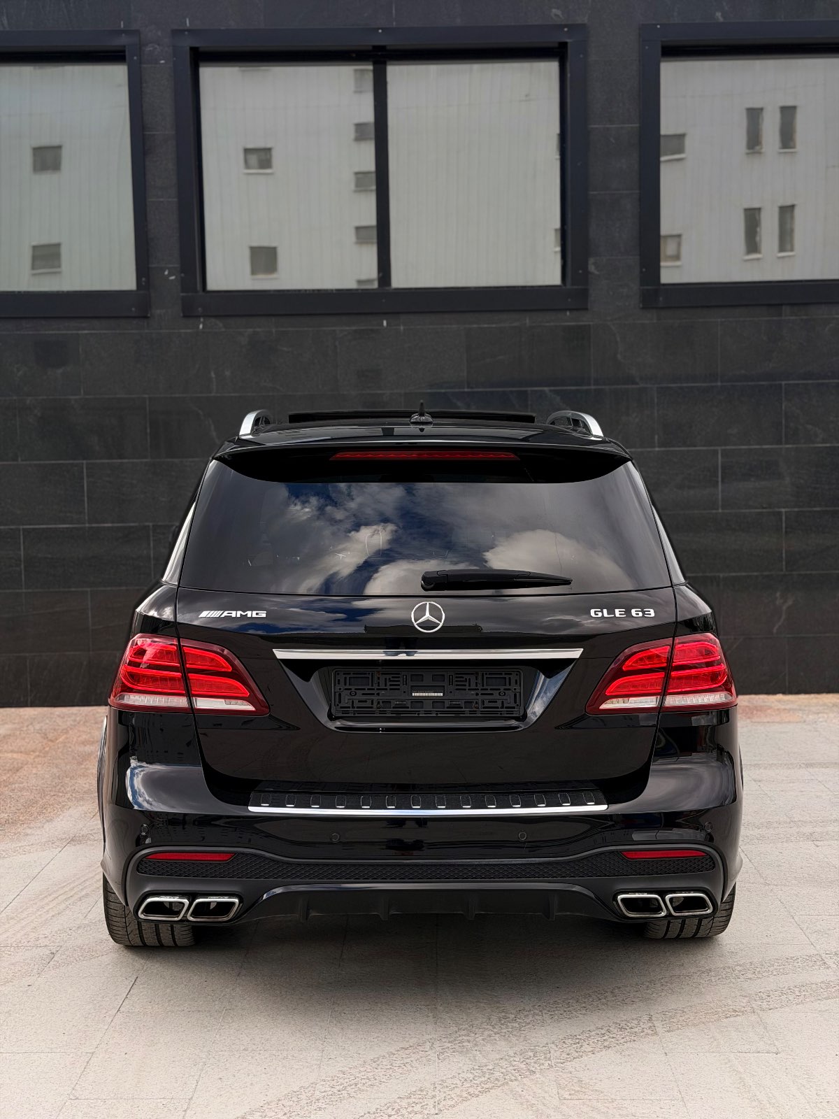 Mercedes-Benz GLE, 2017 — Снаружи