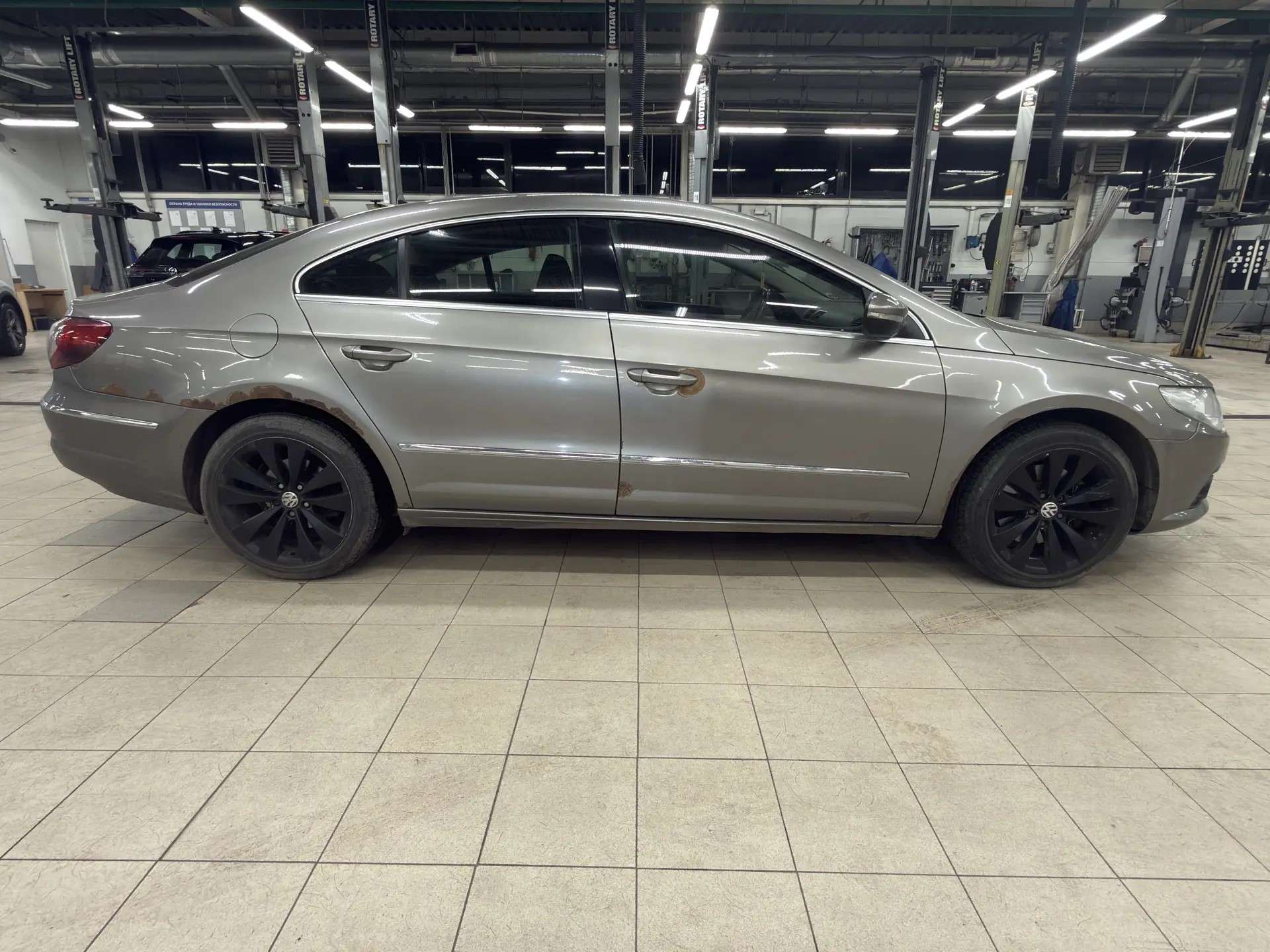 Volkswagen Passat CC, 2011 — Снаружи