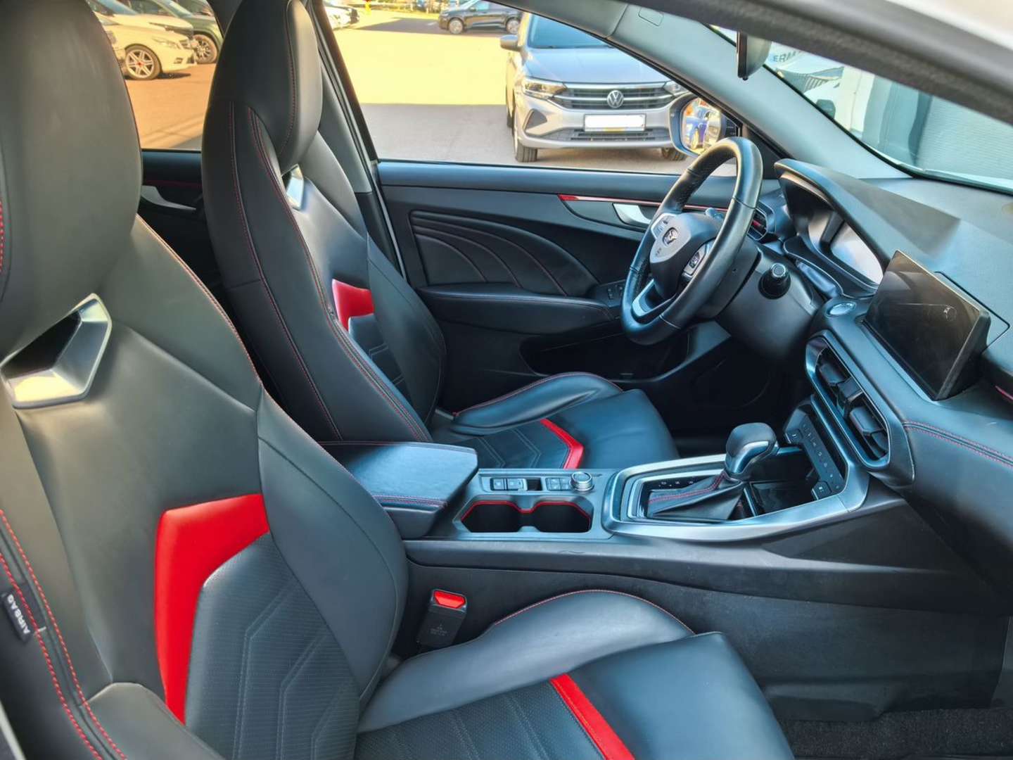 Kaiyi E5, 2023 — Салон