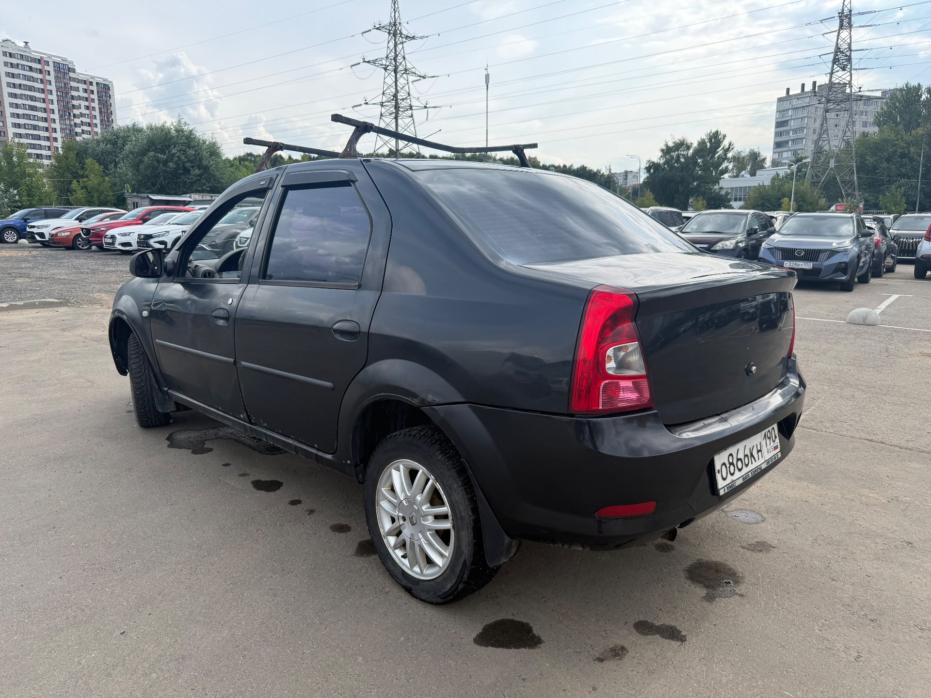 Renault Logan, 2010 — Снаружи