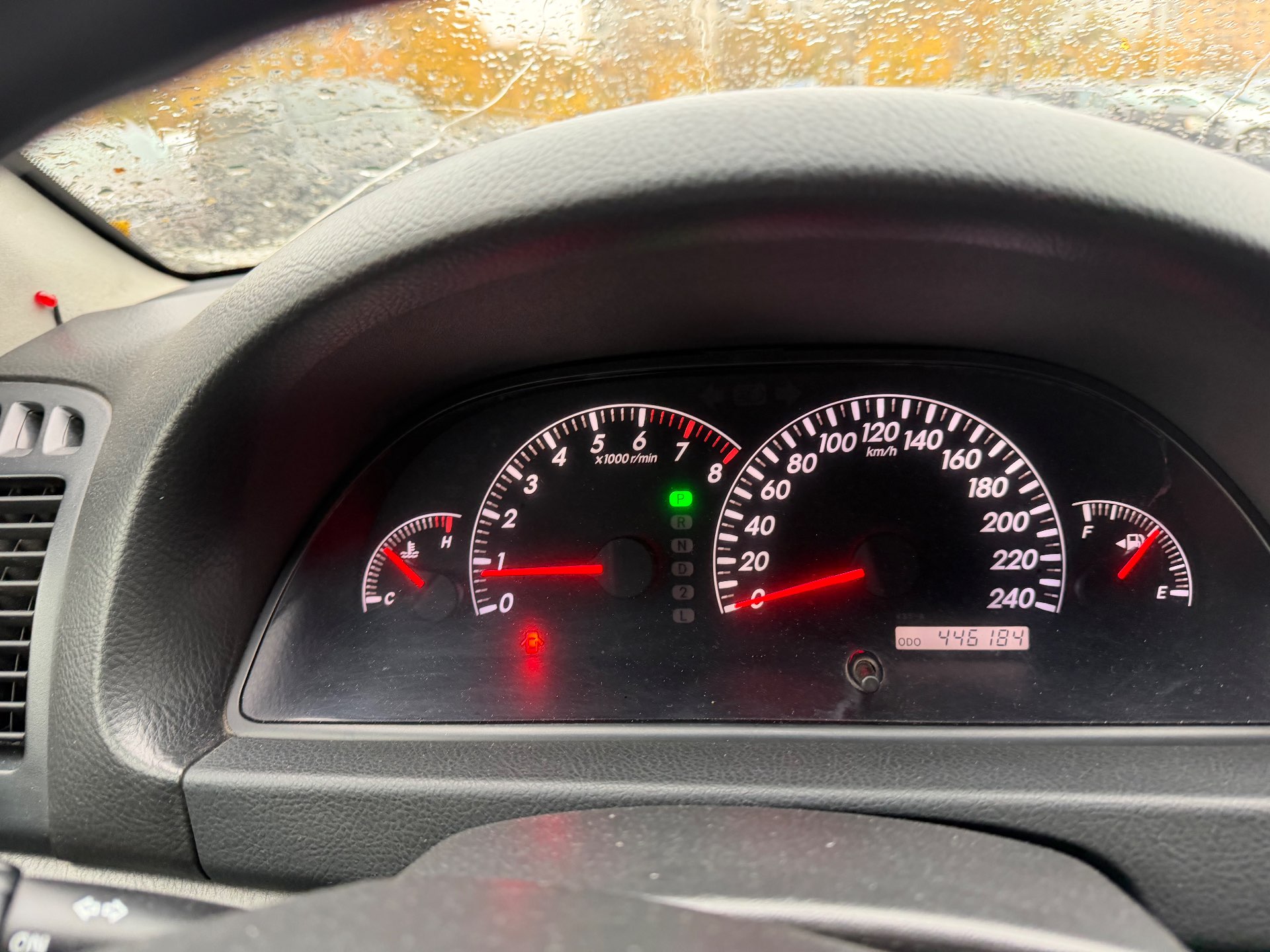 Toyota Camry, 2004 — Салон