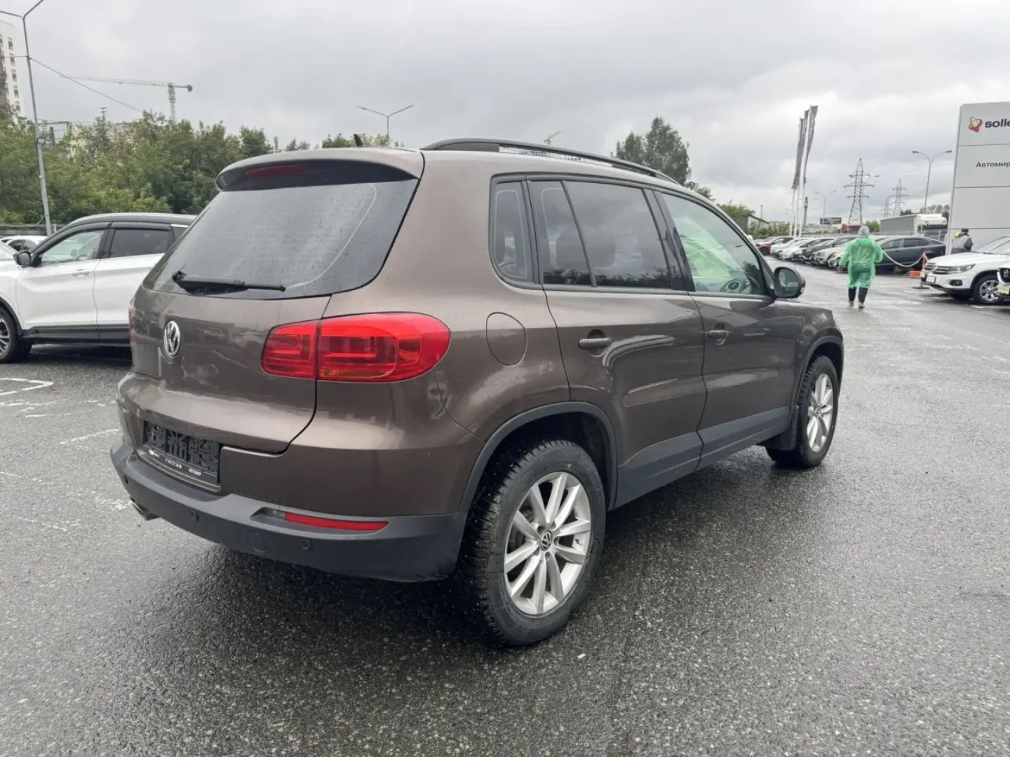Volkswagen Tiguan, 2016 — Снаружи
