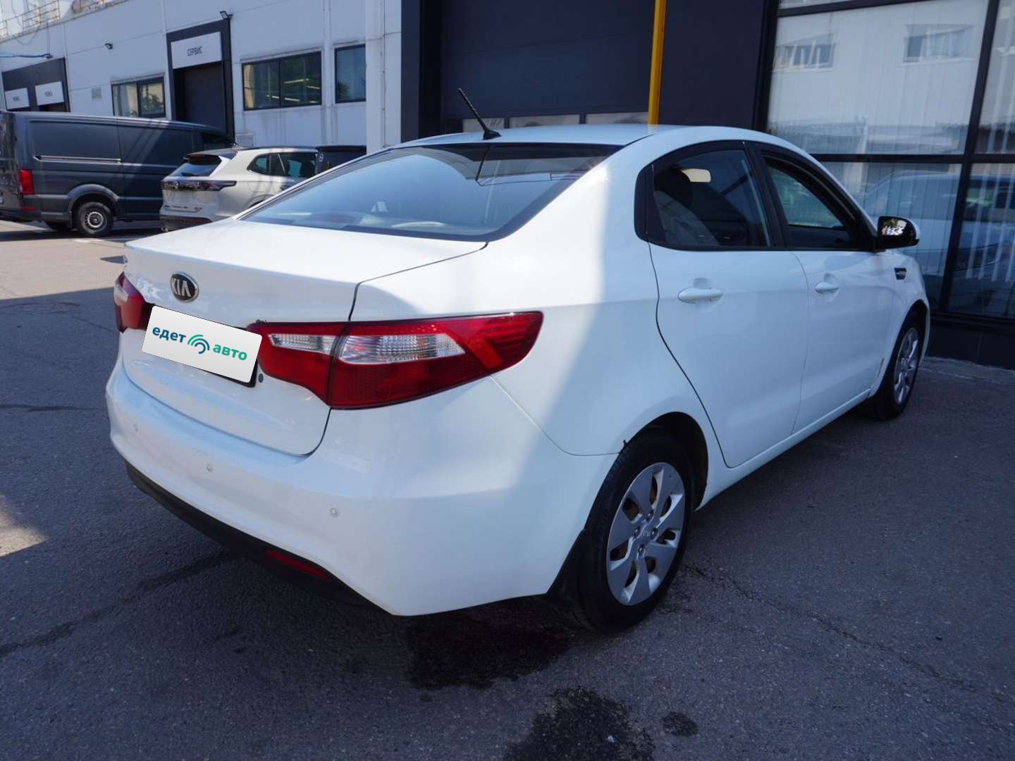 Kia Rio, 2013 — Снаружи