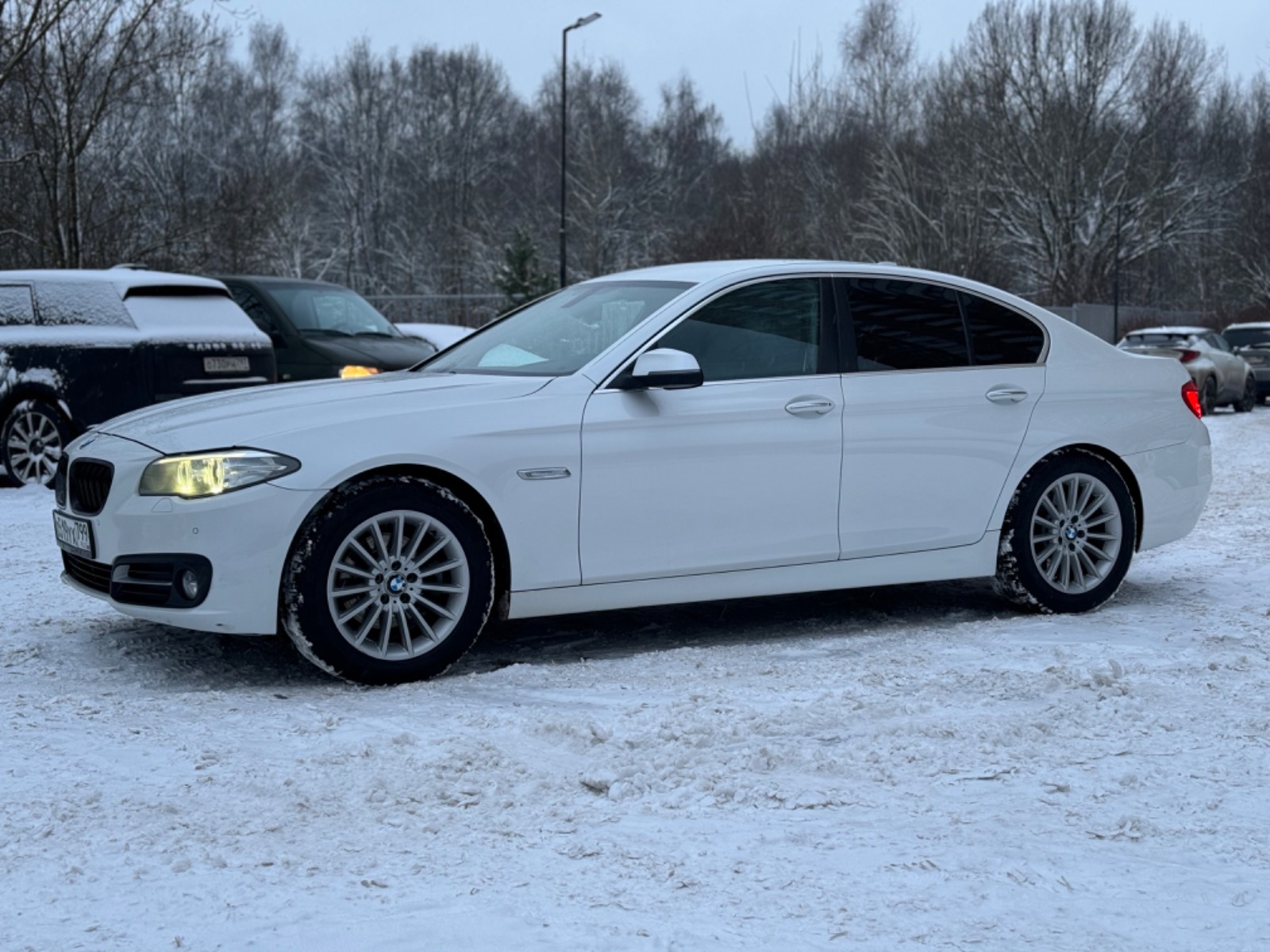 BMW 520d, f10, 2015 — обложка