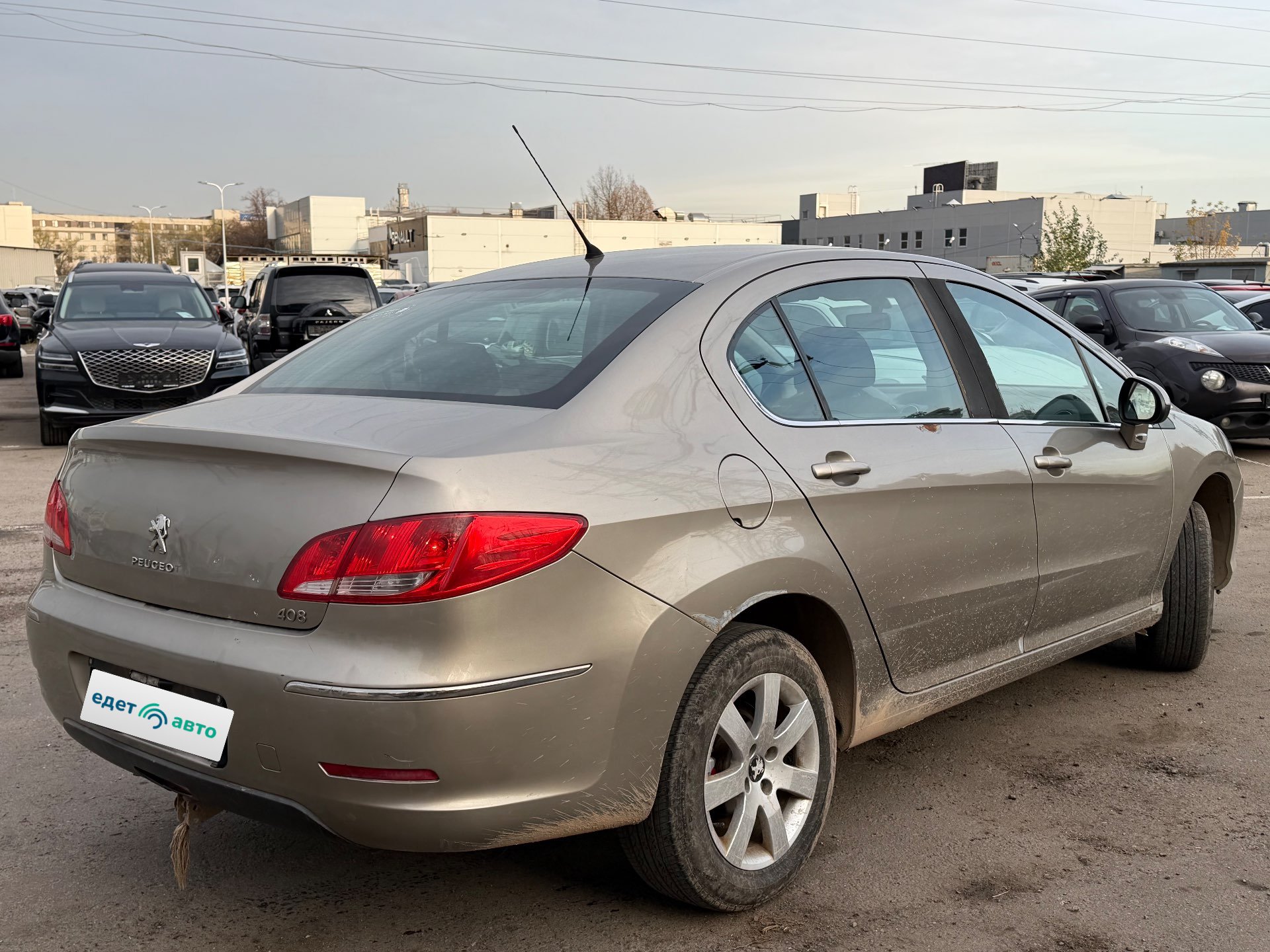 Peugeot 408, 2012 — Снаружи