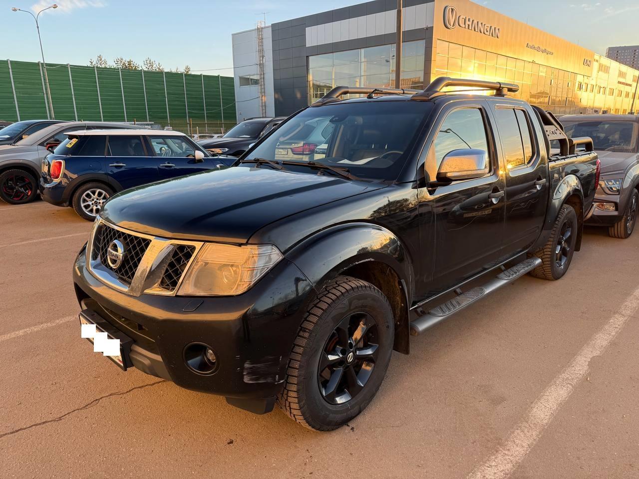 NISSAN NAVARA, 2013 — обложка