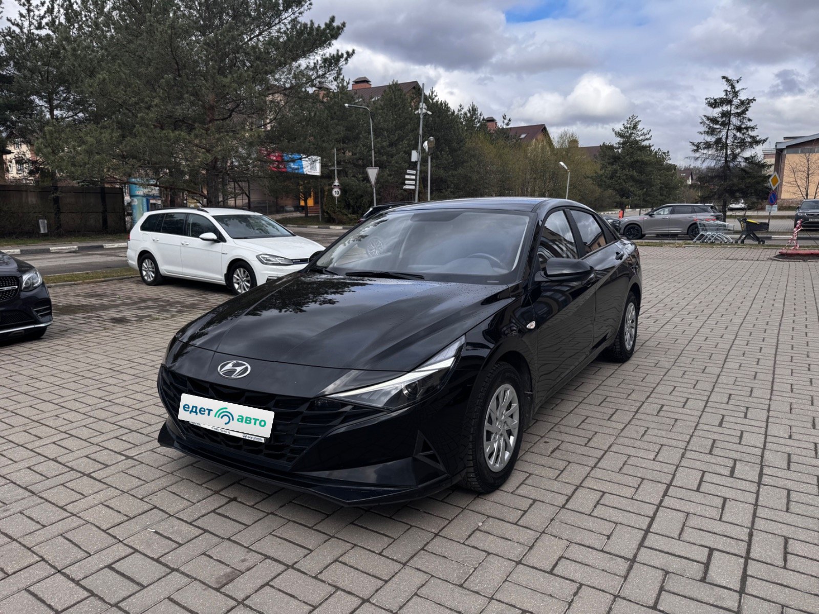 Hyundai ELANTRA, 2022 — Все фото