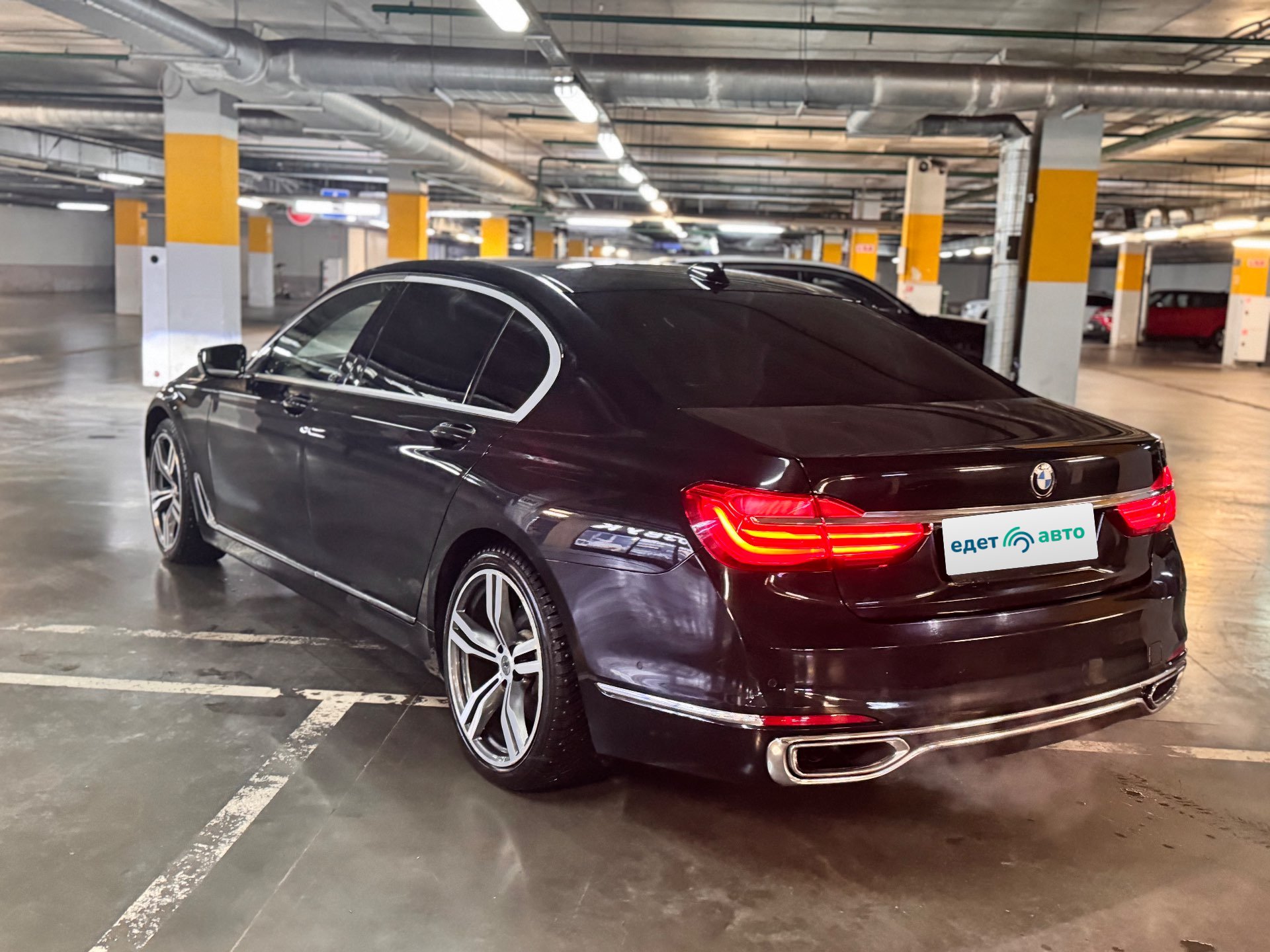 BMW 750LI XDRIVE, 2015 — Снаружи