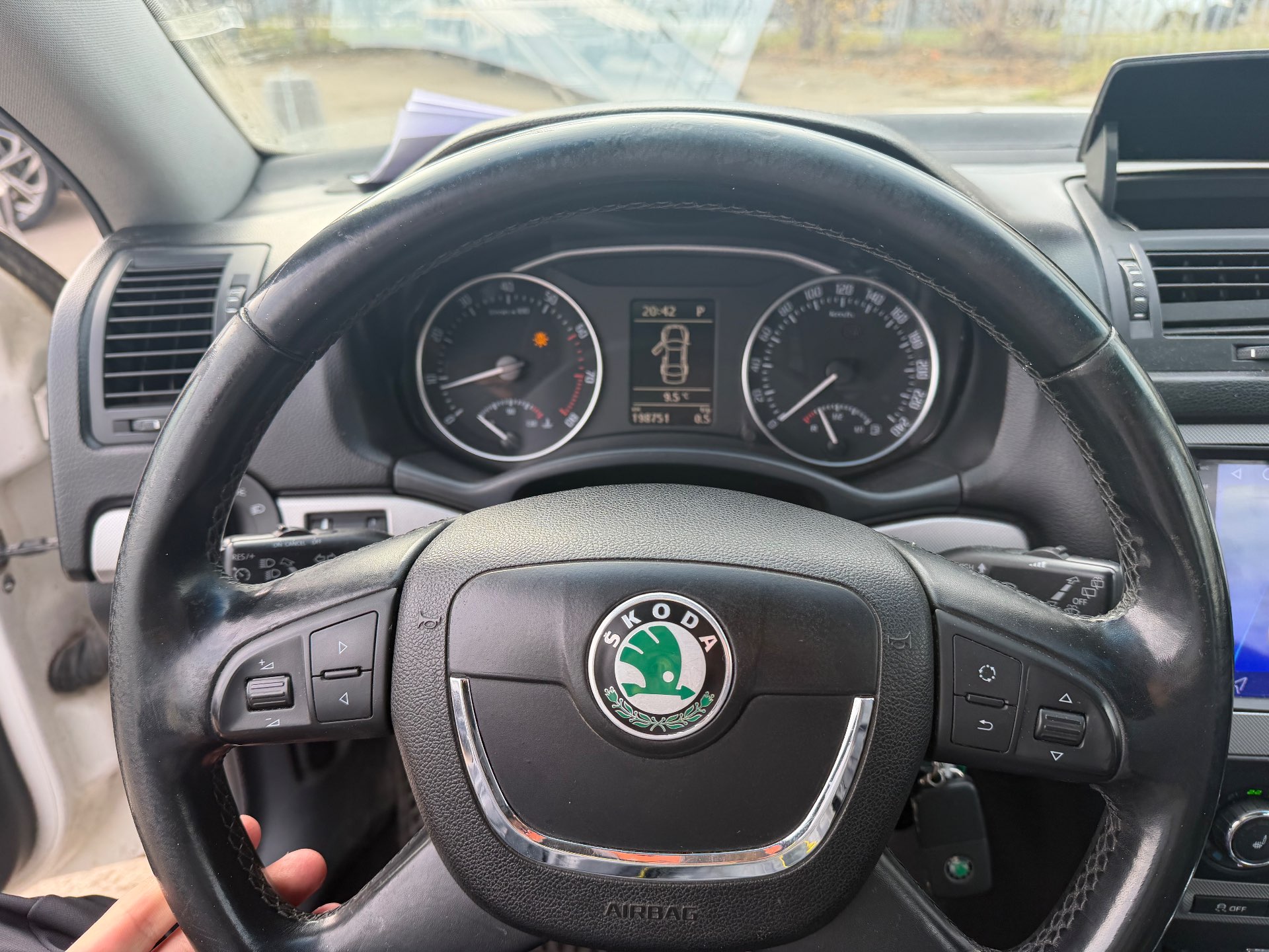 Skoda Octavia, 2011 — Салон