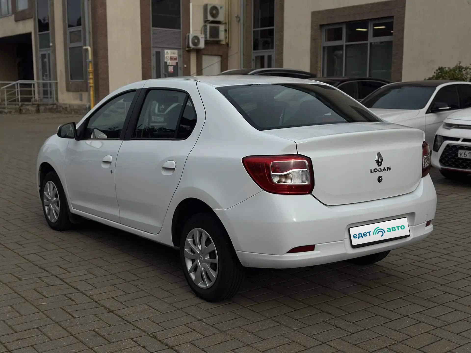 Renault Logan, 2022 — Снаружи