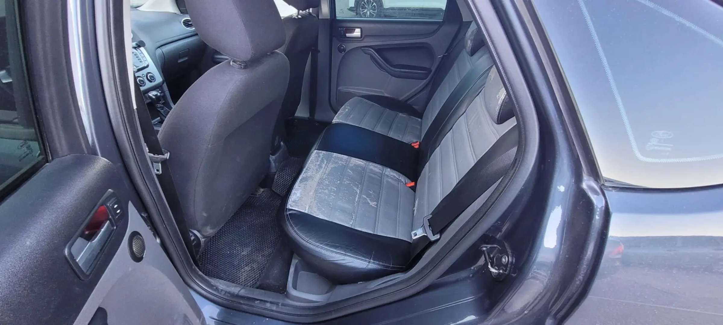 Ford Focus, 2007 — Салон