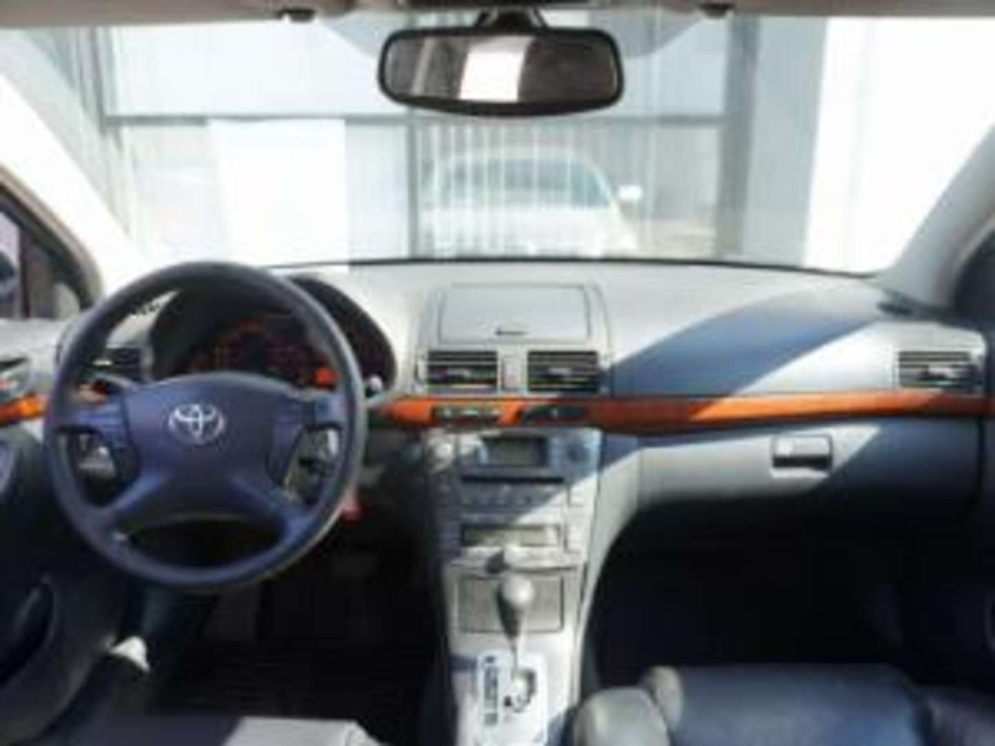 Toyota АVЕNSIS, 2007 — Салон