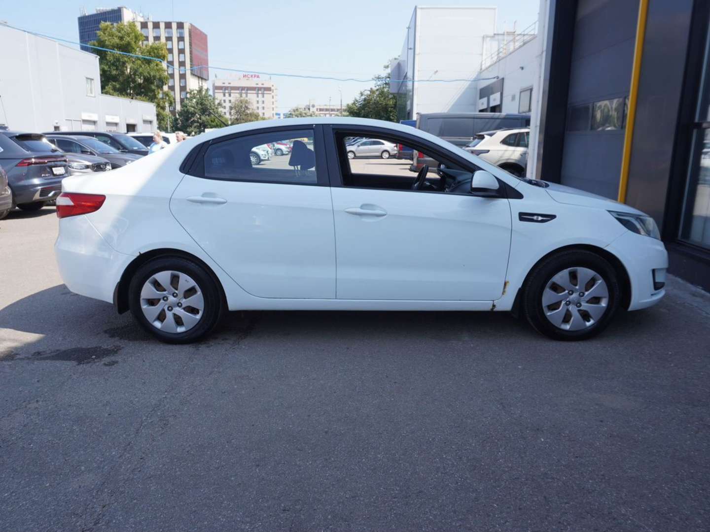 Kia Rio, 2013 — Снаружи
