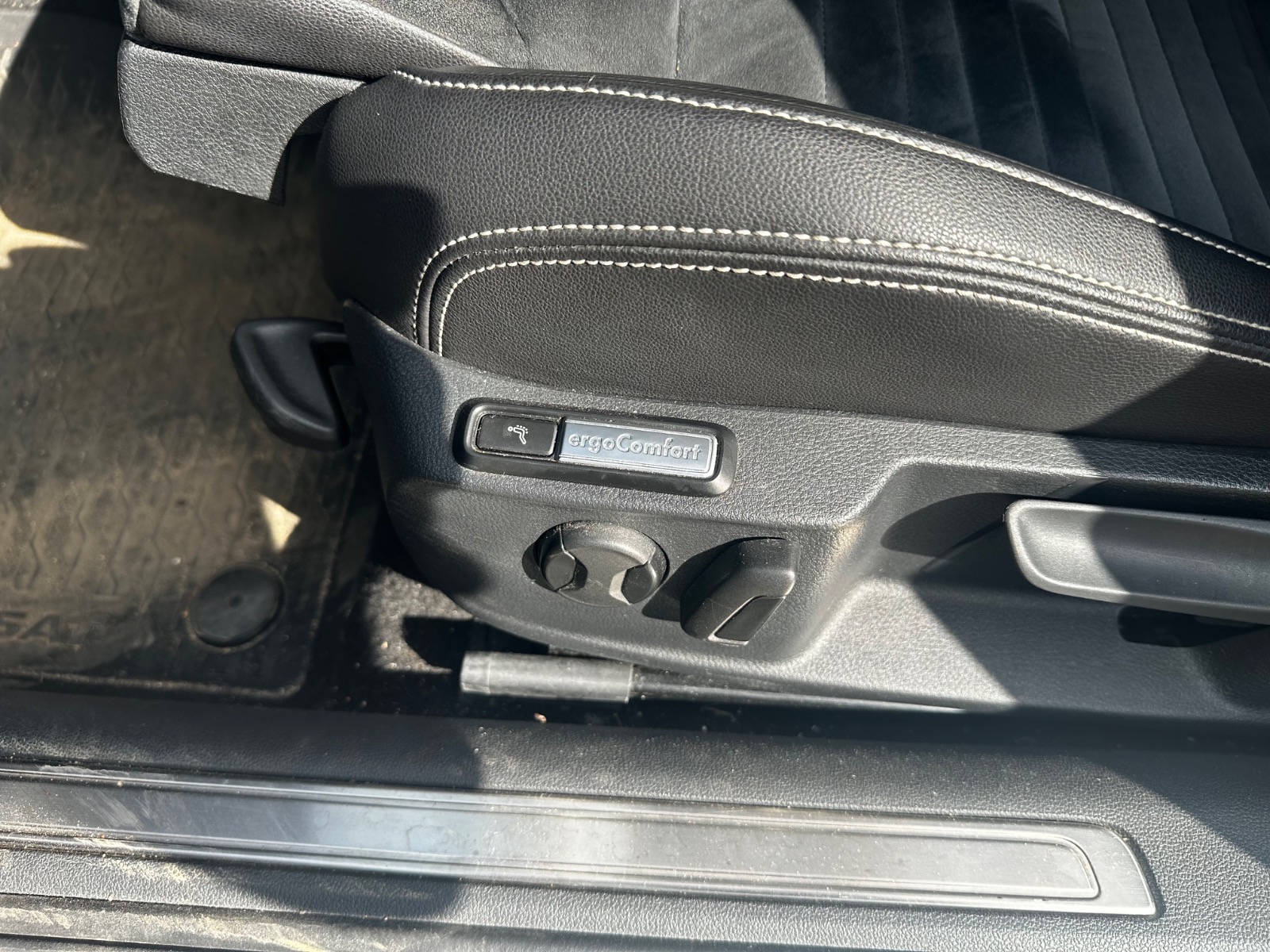 Volkswagen PASSAT, 2019 — Все фото