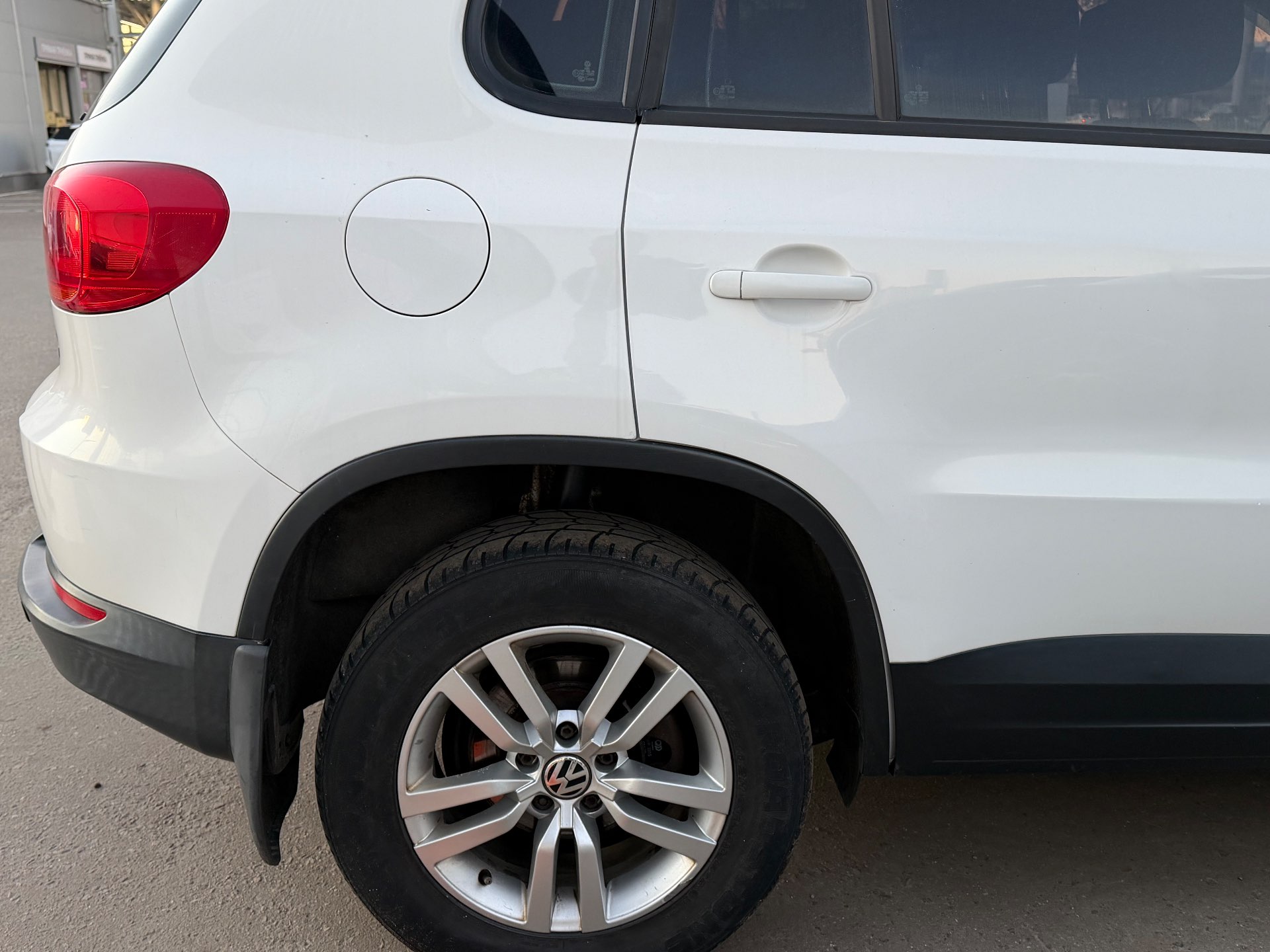 Volkswagen Tiguan, 2012 — Снаружи