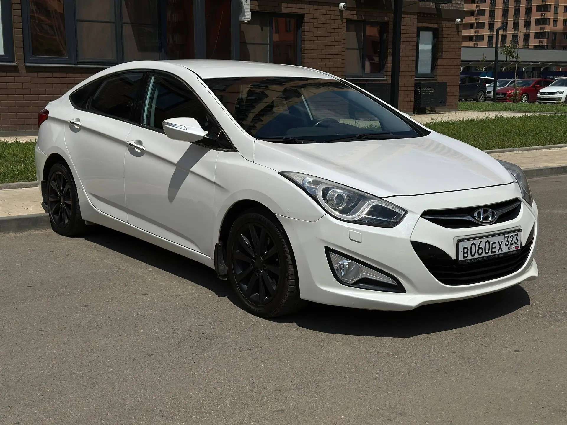 Hyundai VF(I40), 2013 — обложка