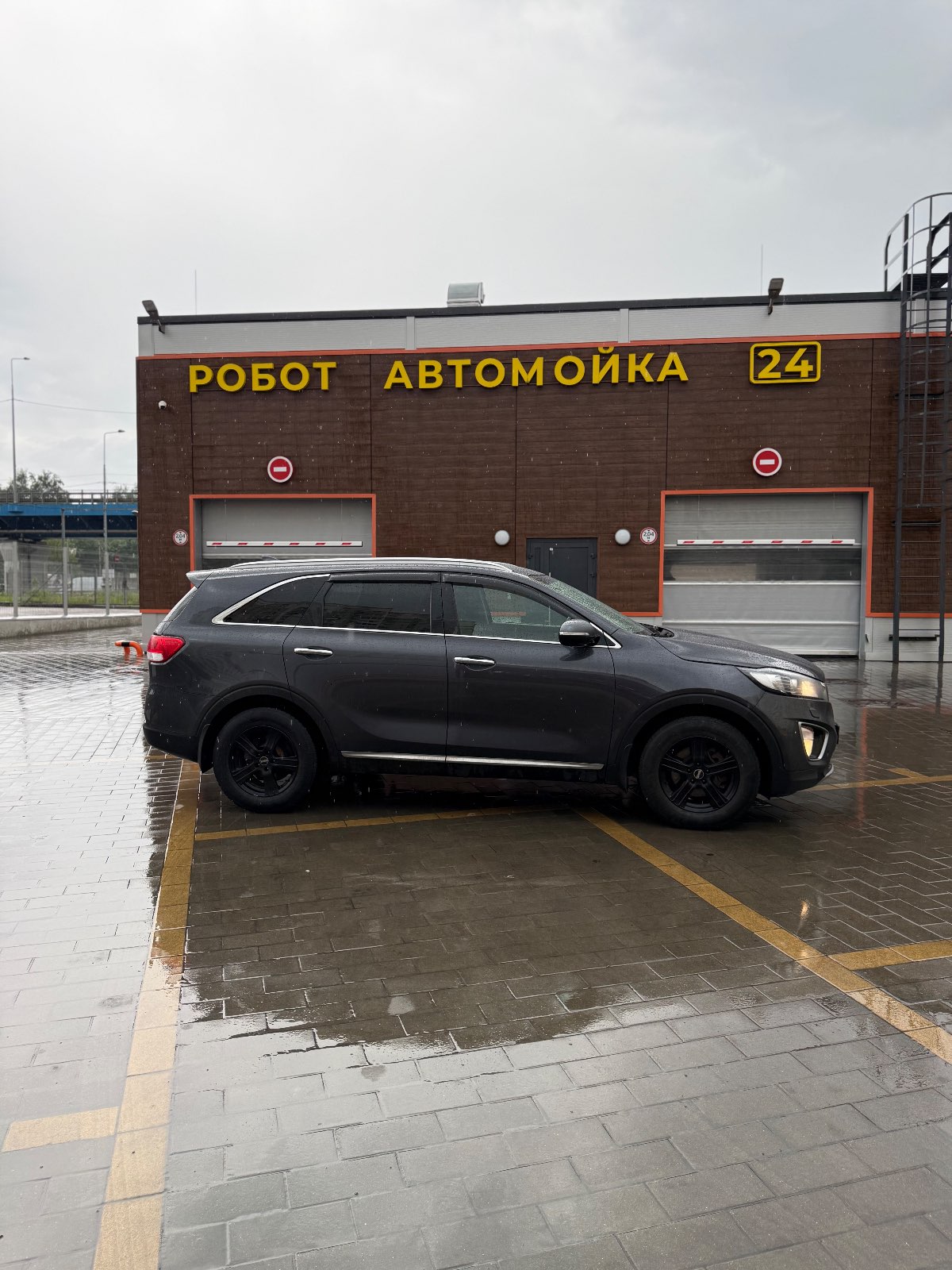 Kia UМ (SОRЕNТО), 2017 — Снаружи
